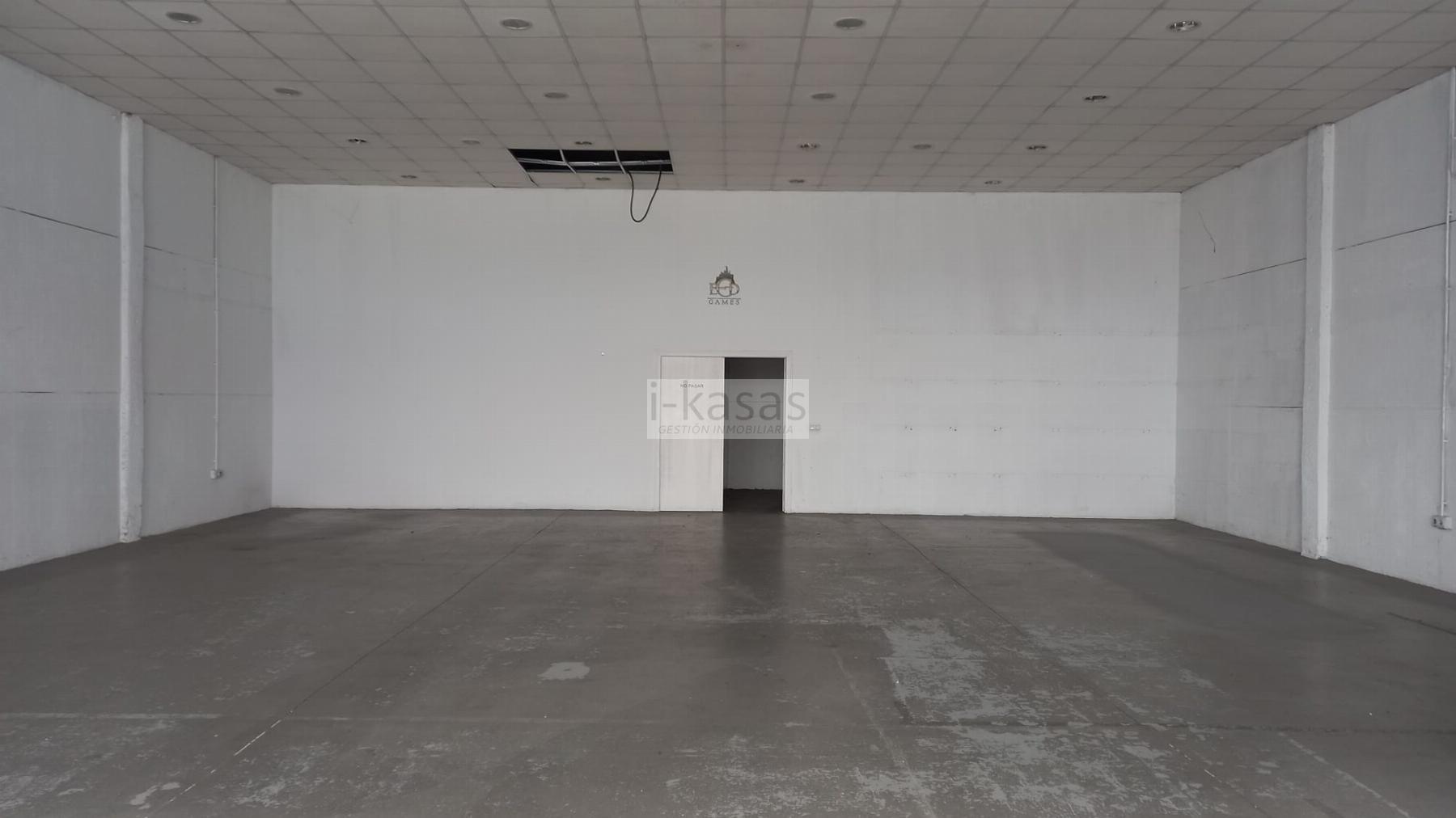 For sale of industrial plant/warehouse in Jerez de la Frontera