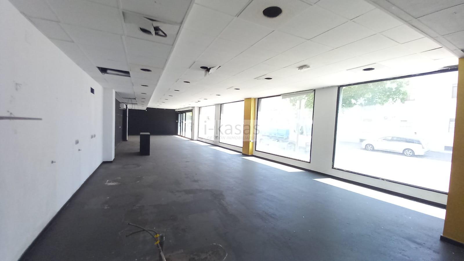 Venta de local comercial en Jerez de la Frontera