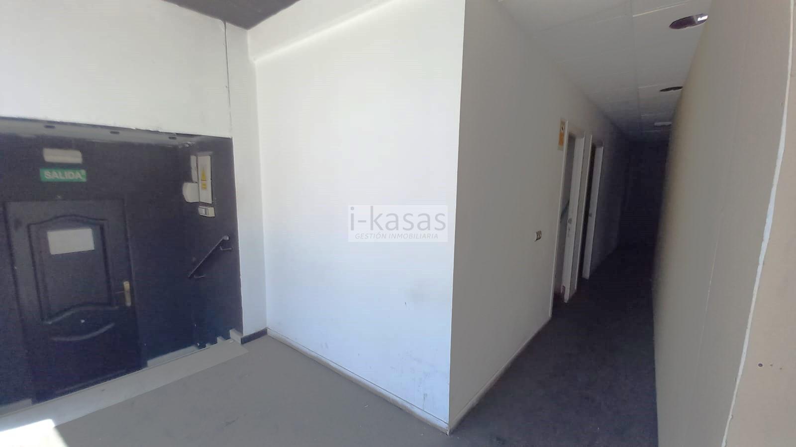 Venta de local comercial en Jerez de la Frontera