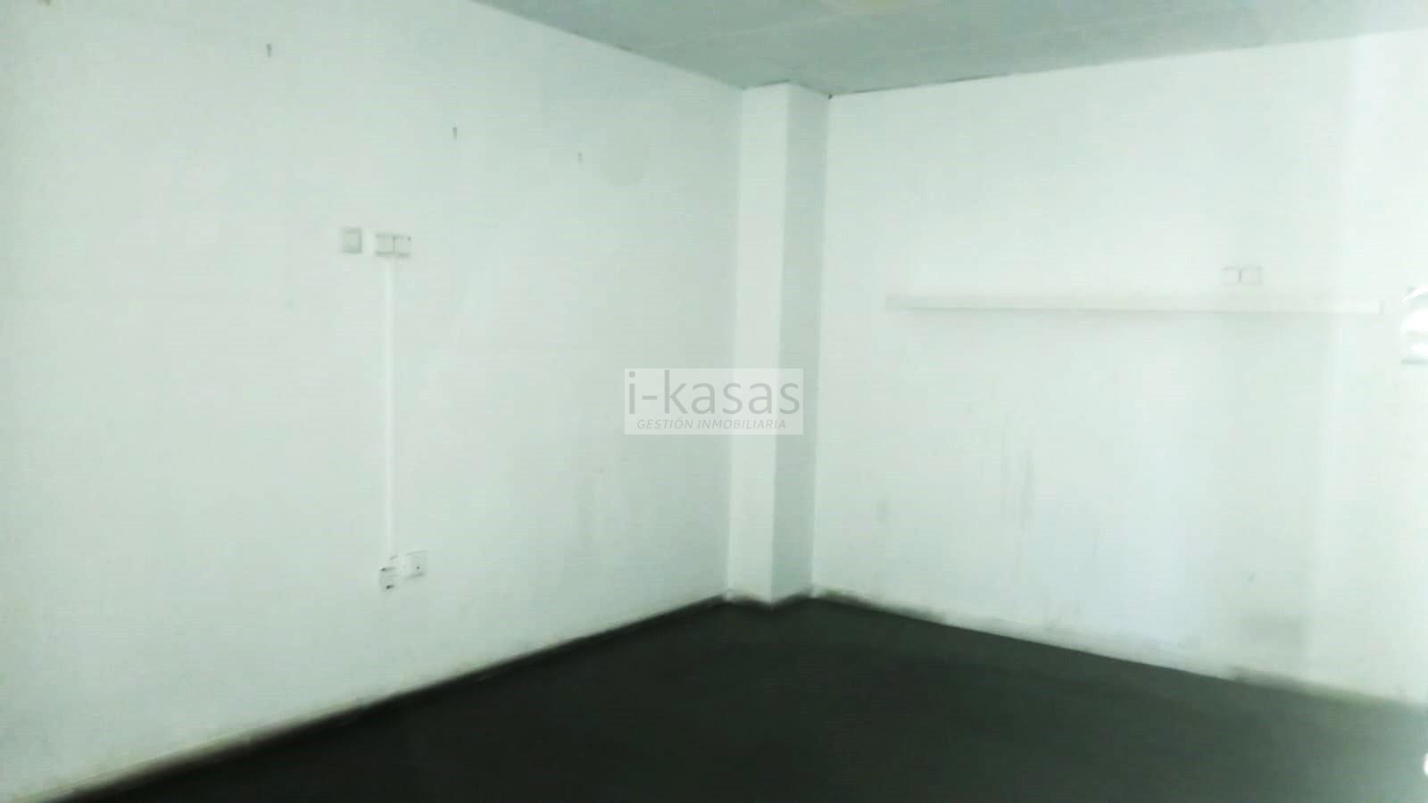 Venta de local comercial en Jerez de la Frontera
