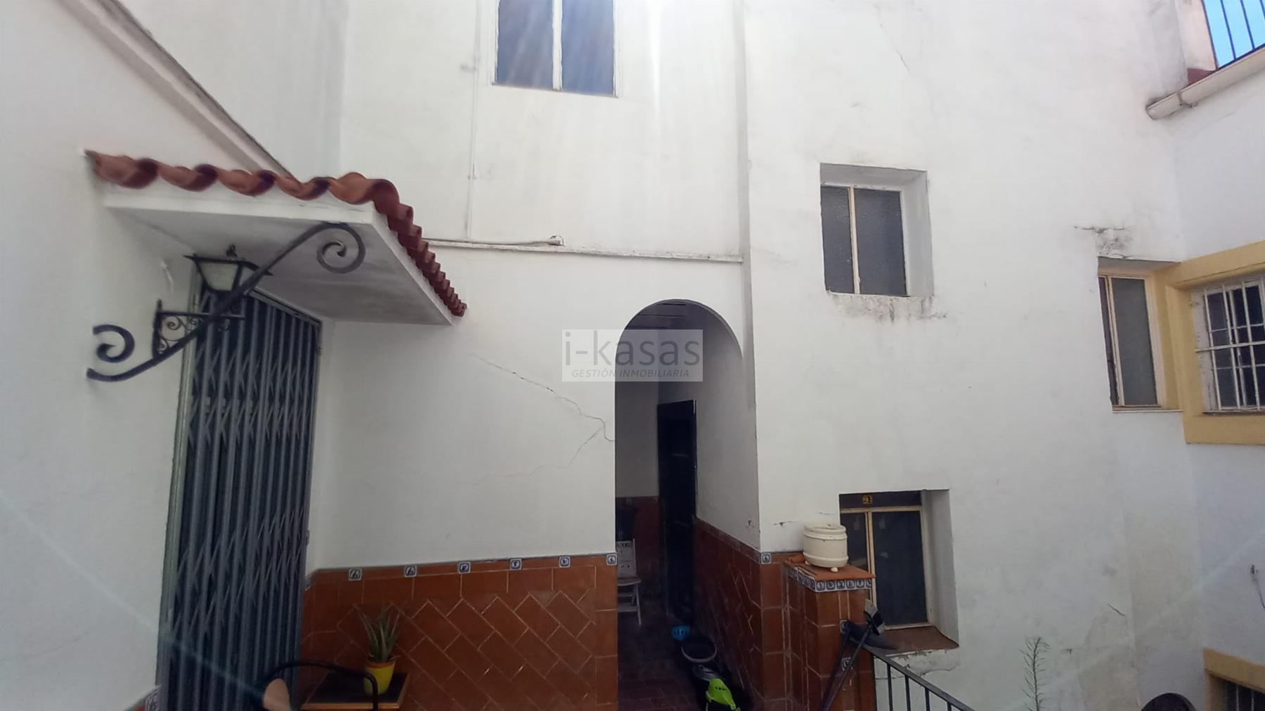 For sale of house in Jerez de la Frontera