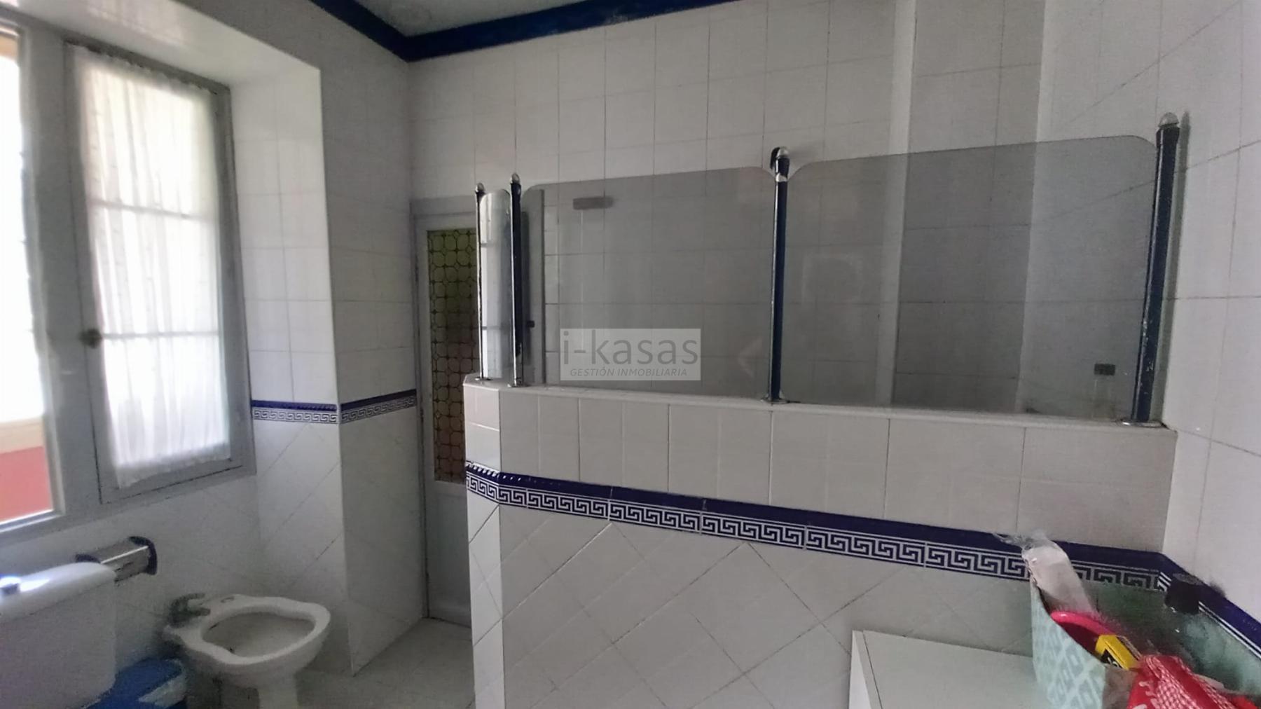 For sale of house in Jerez de la Frontera