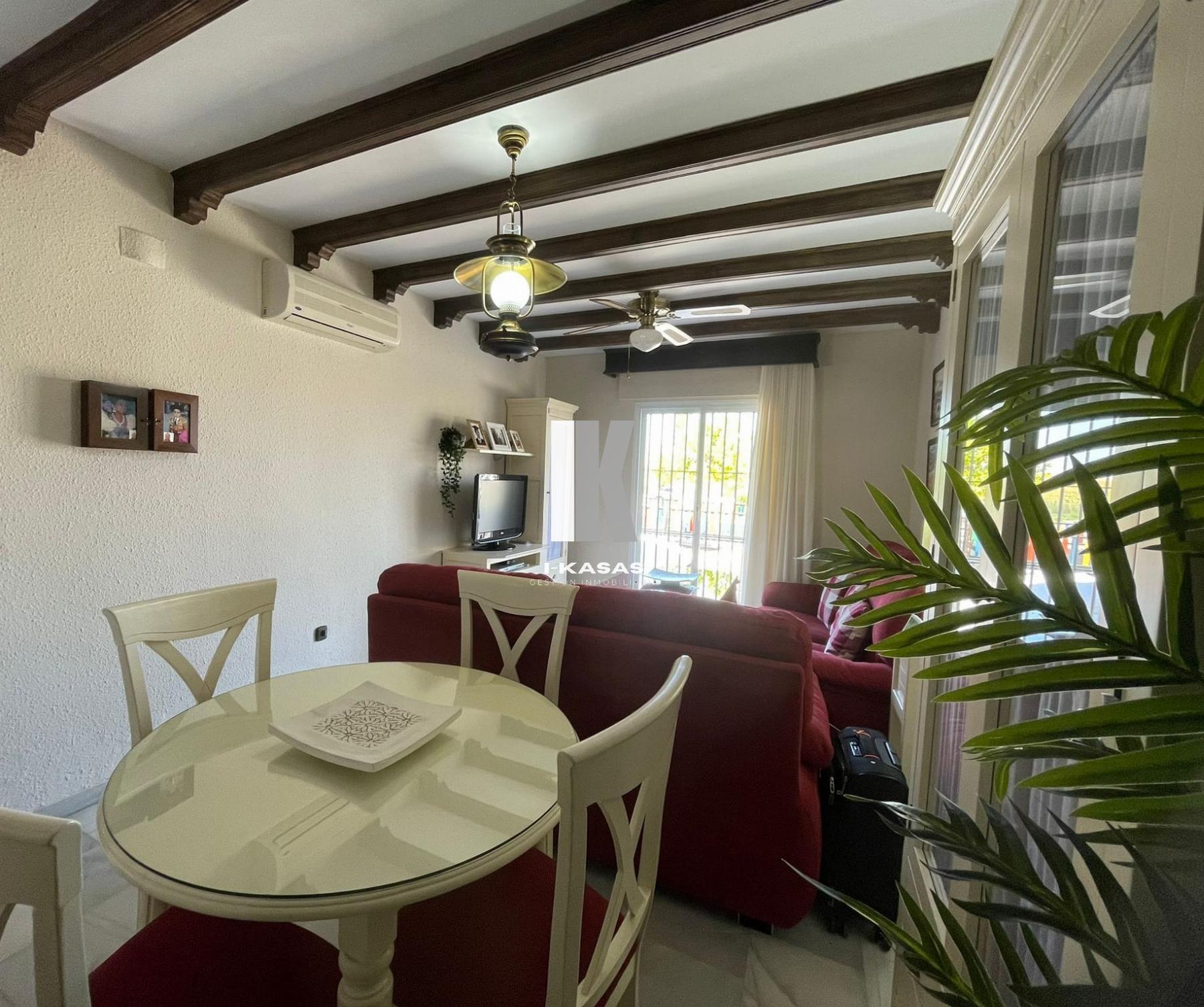 For sale of house in Jédula