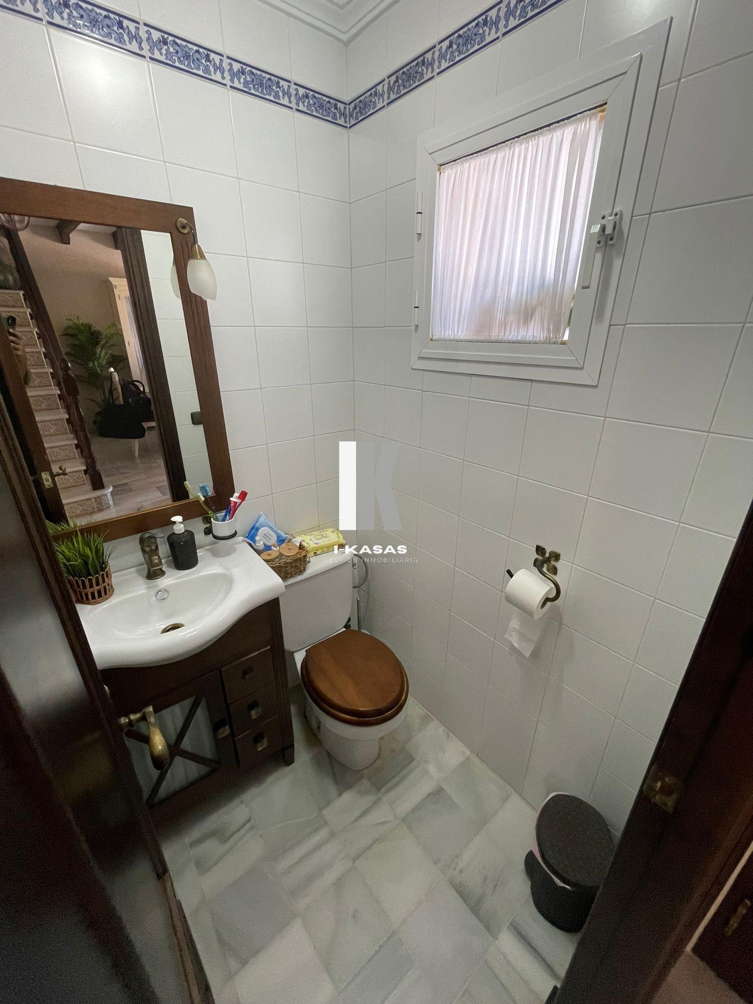 For sale of house in Jédula