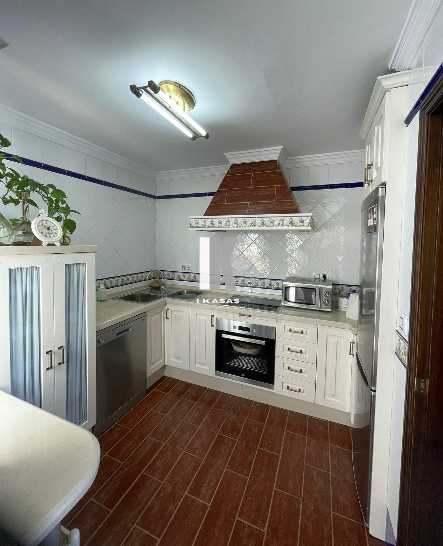 For sale of house in Jédula