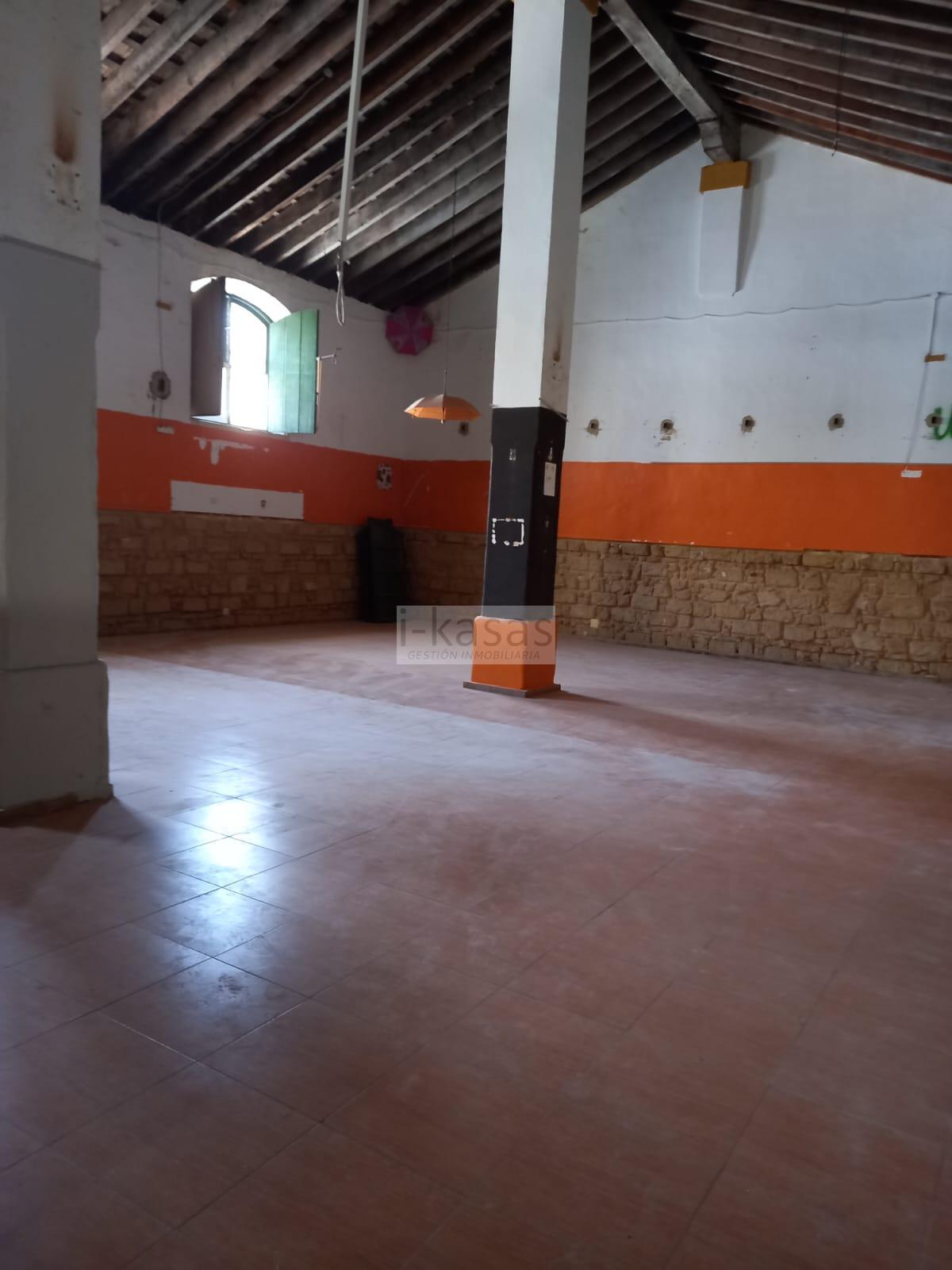 For sale of cellar in Jerez de la Frontera