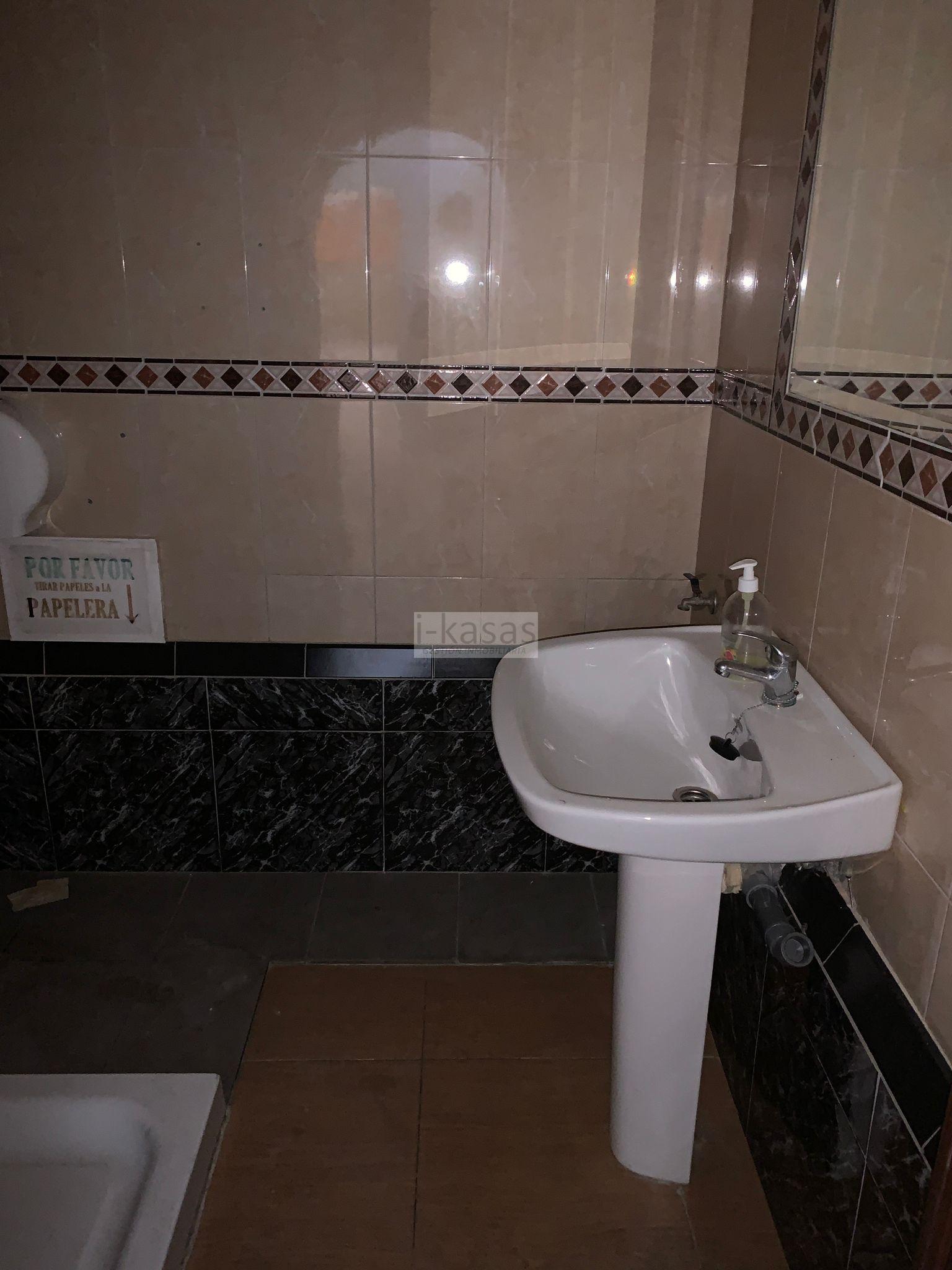 For sale of cellar in Jerez de la Frontera