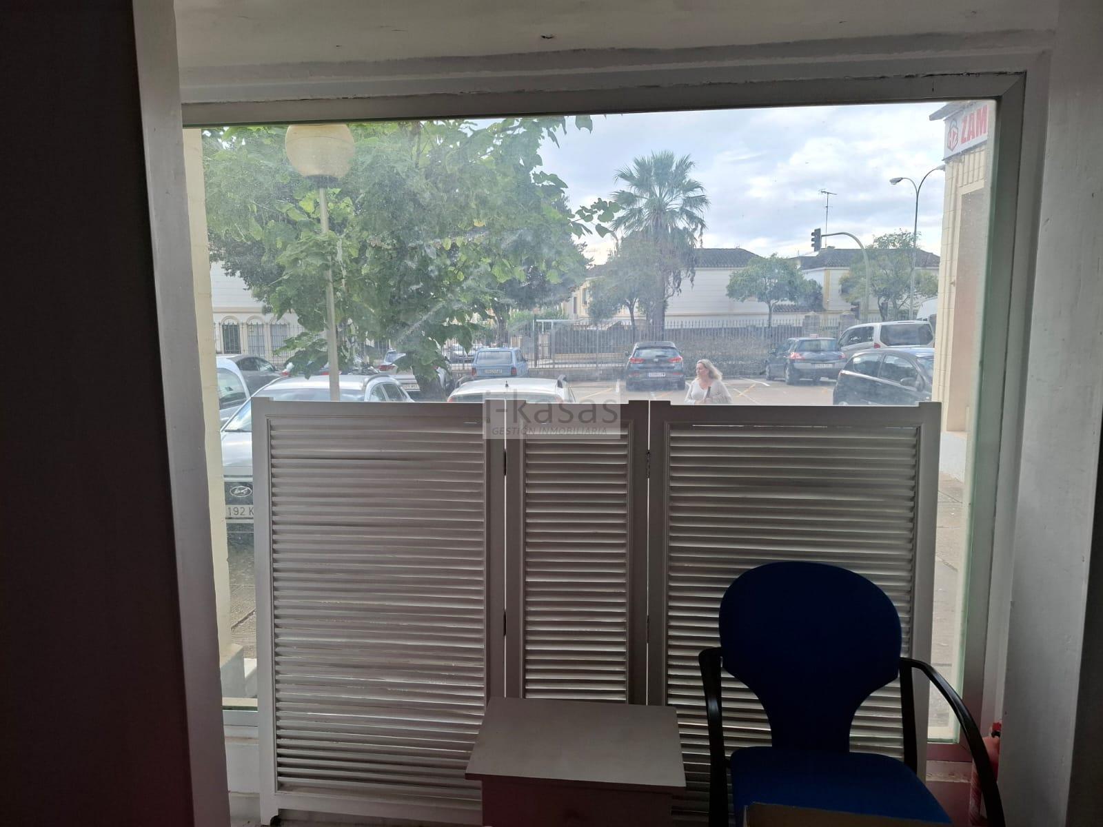 For sale of commercial in Jerez de la Frontera