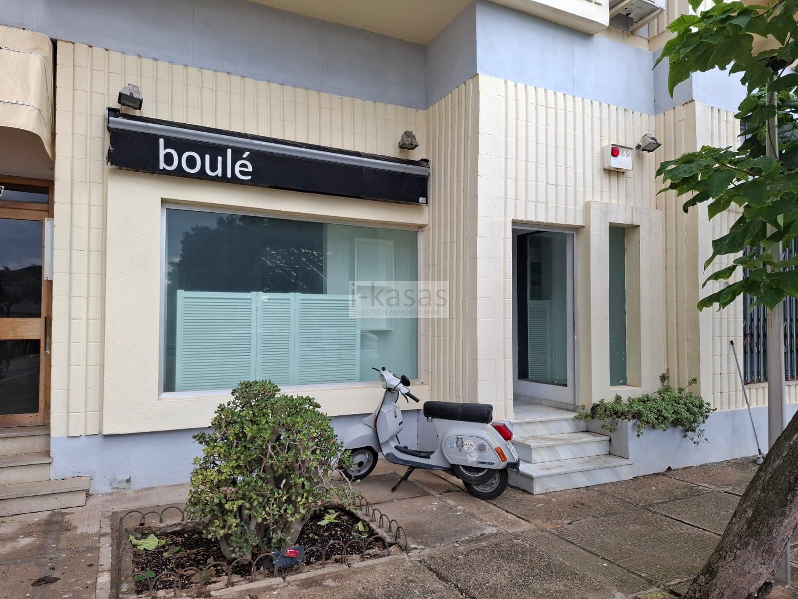For sale of commercial in Jerez de la Frontera
