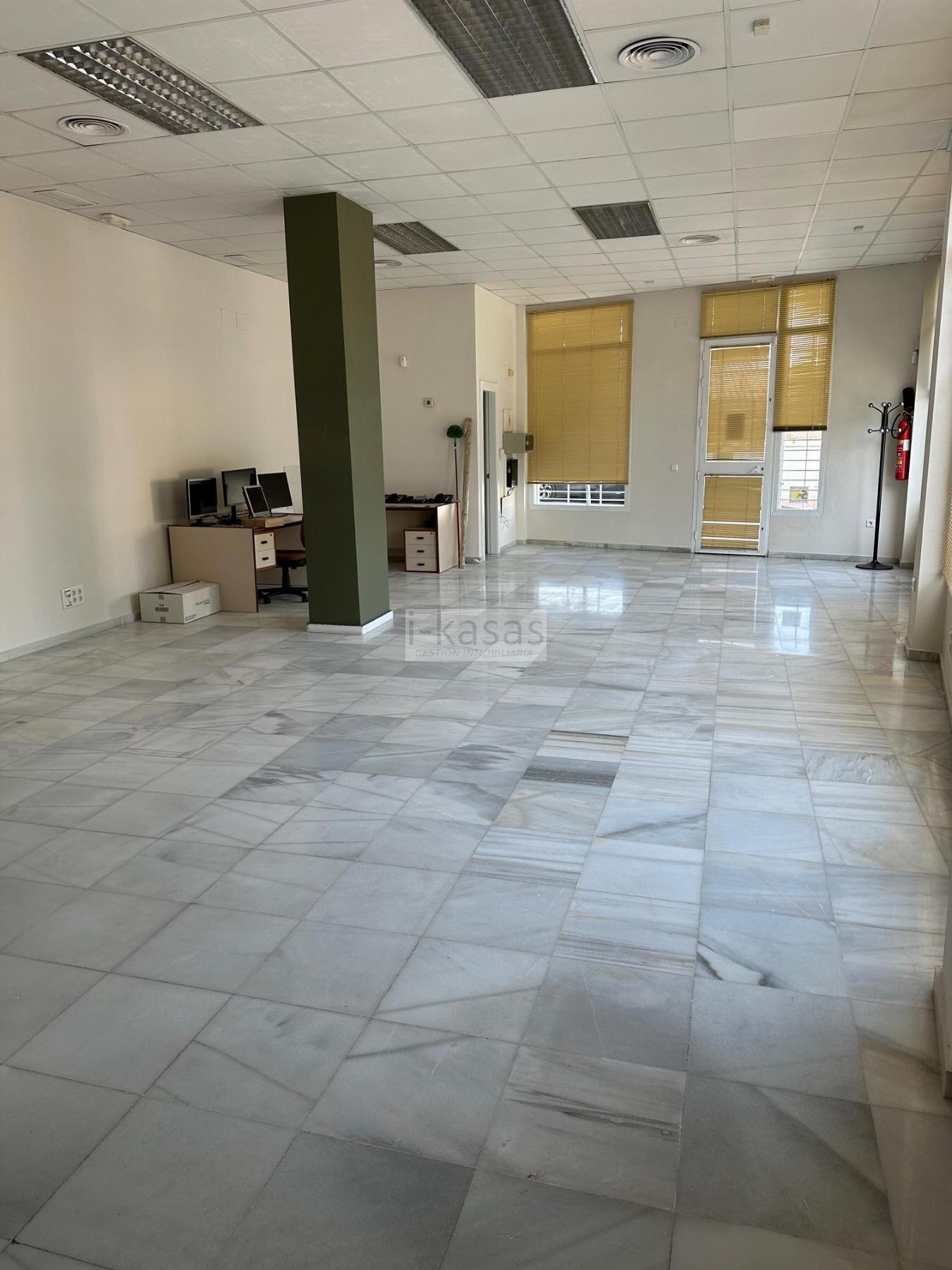 For sale of commercial in Jerez de la Frontera