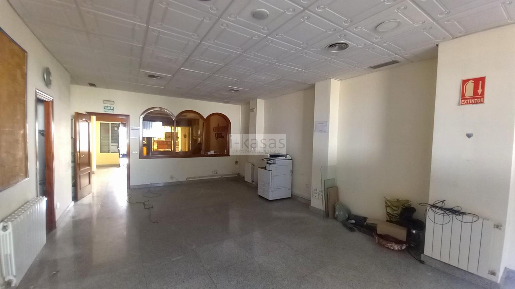 Venta de local comercial en Jerez de la Frontera