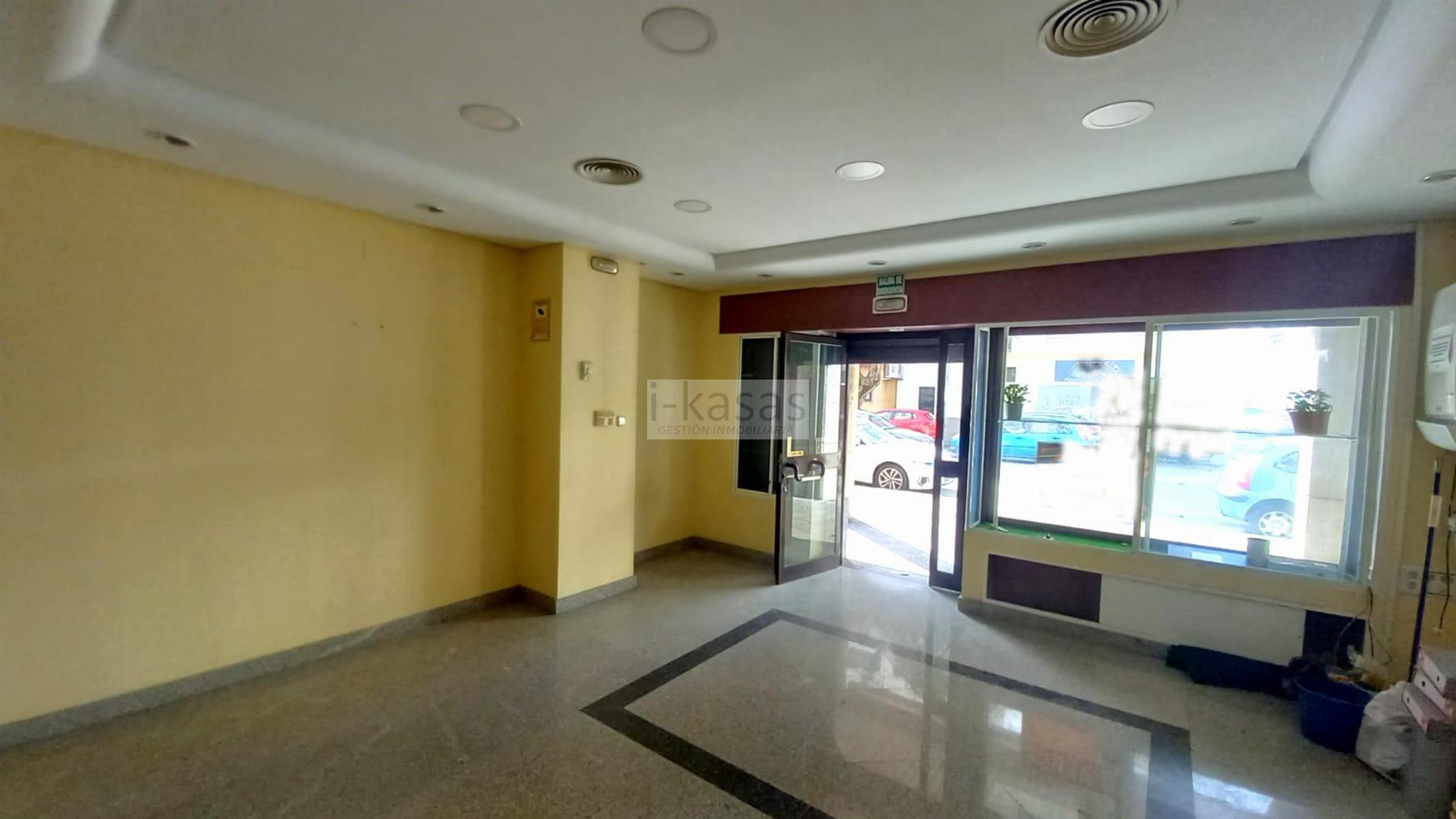 Venta de local comercial en Jerez de la Frontera