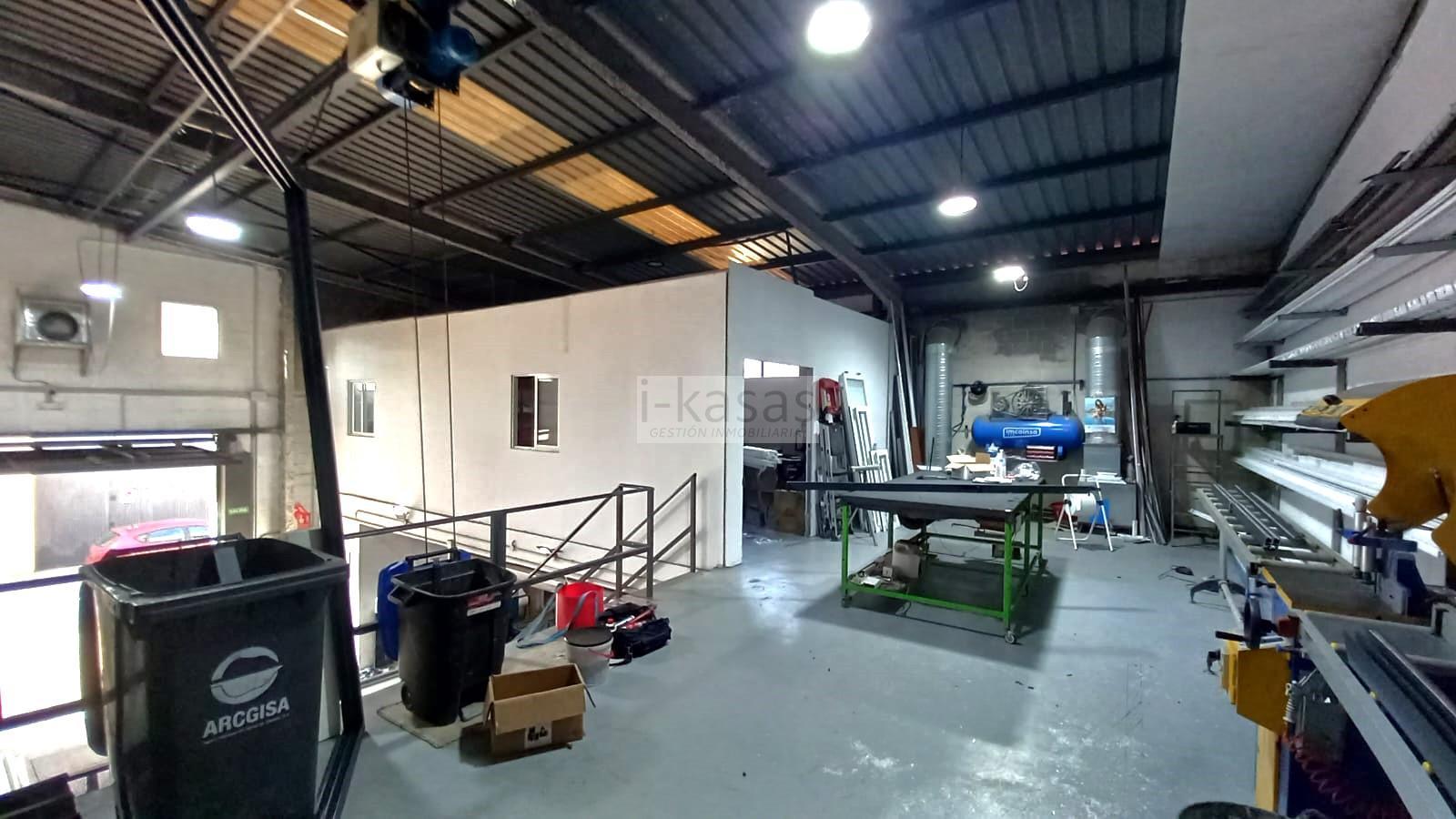 For sale of industrial plant/warehouse in Jerez de la Frontera