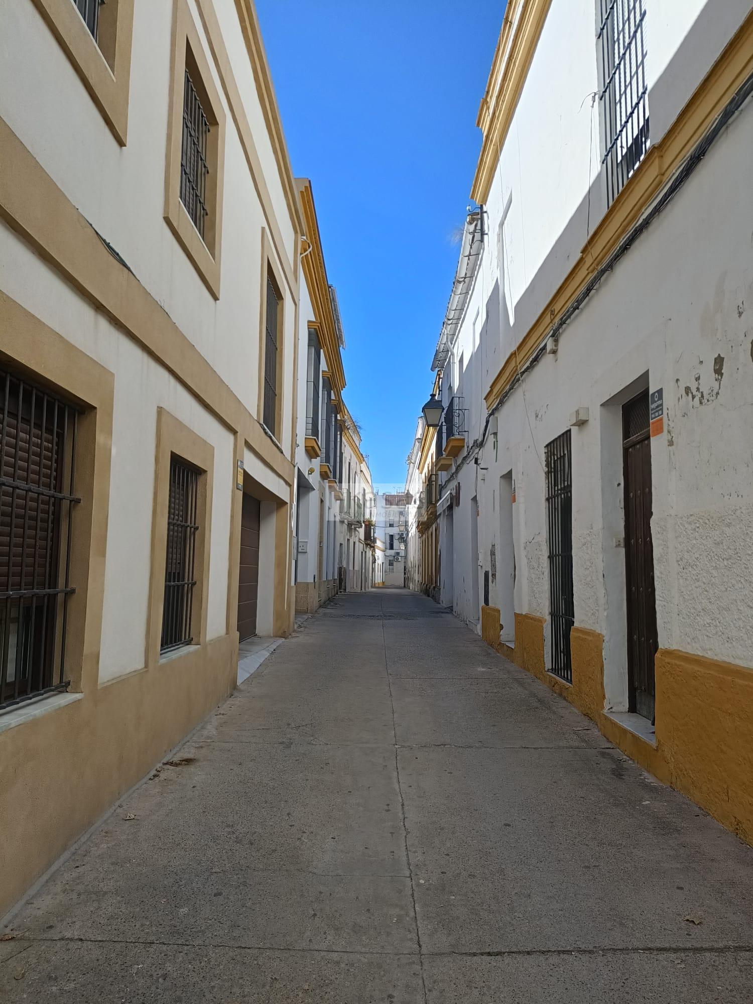 For sale of flat in Jerez de la Frontera