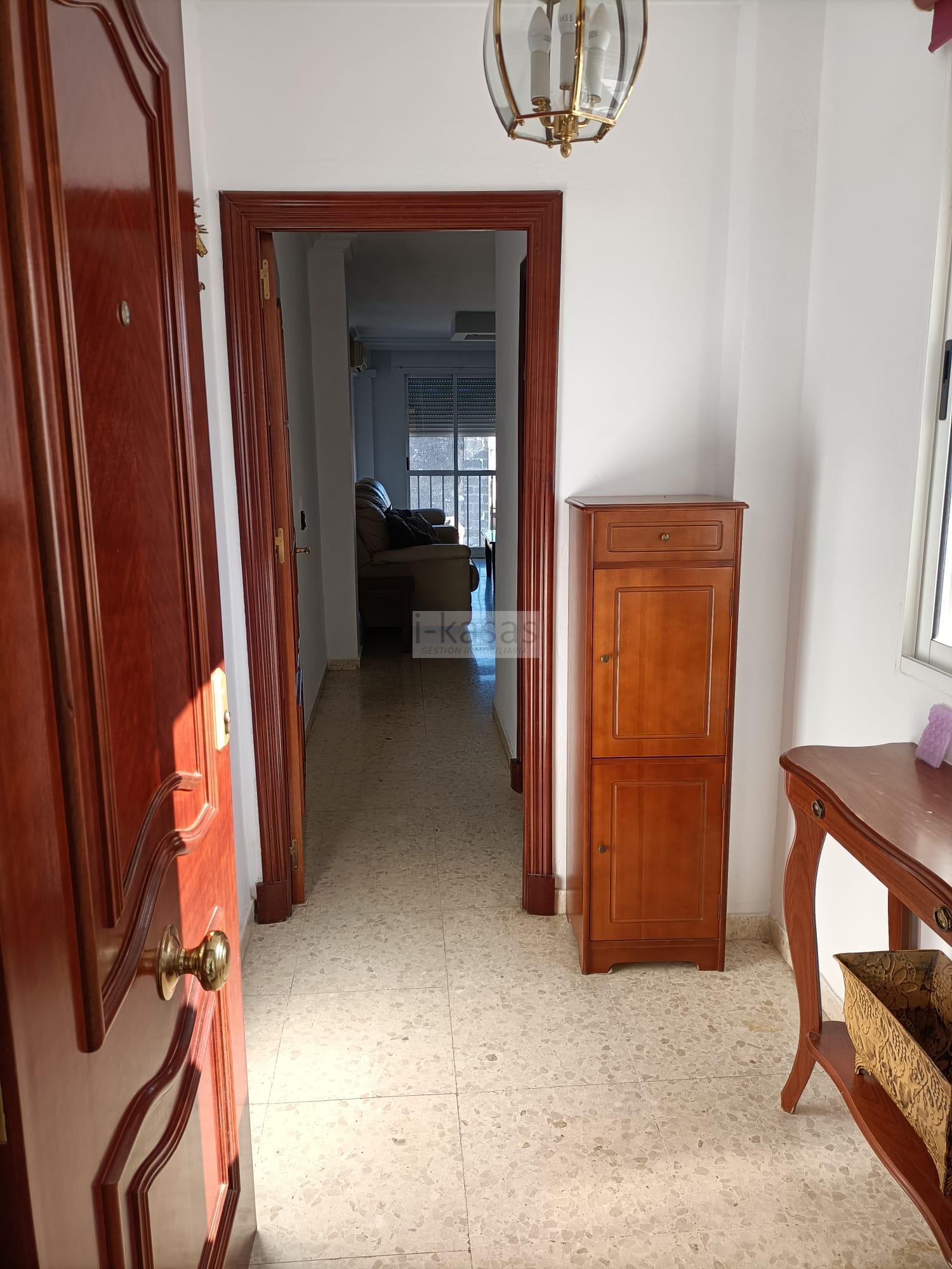 For sale of flat in Jerez de la Frontera
