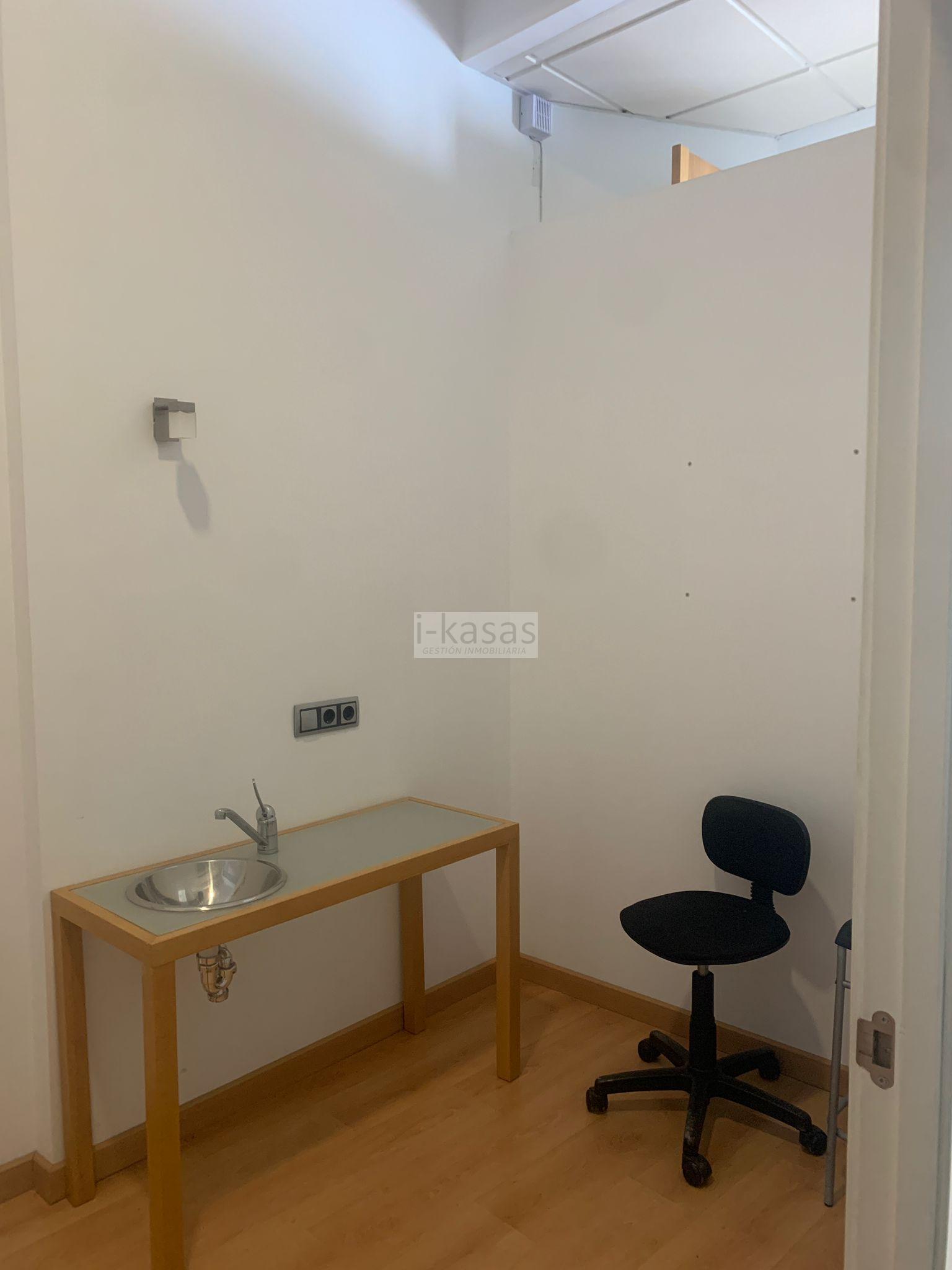 For sale of commercial in Jerez de la Frontera