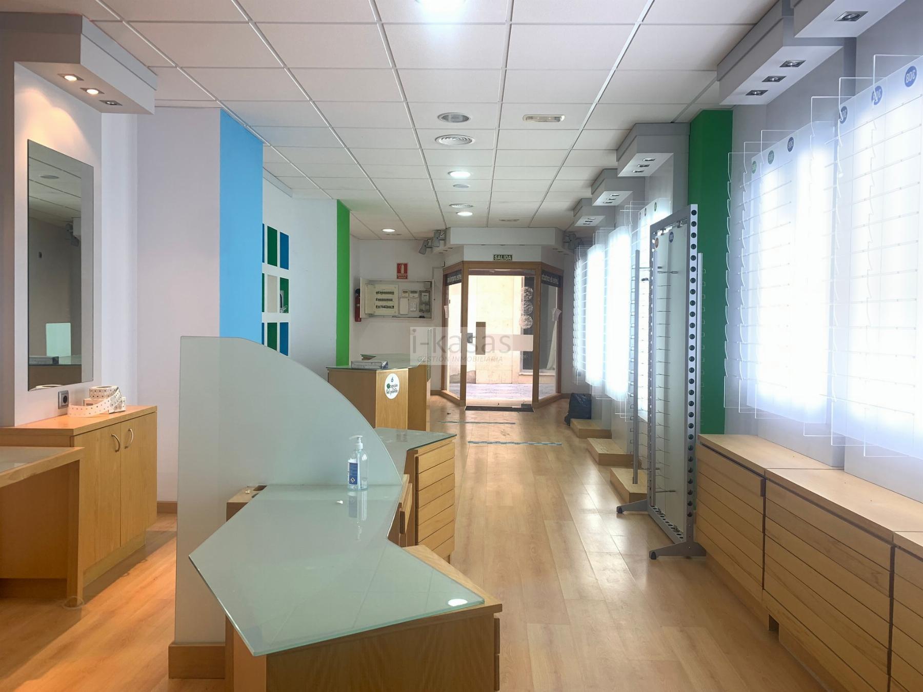 For rent of commercial in Jerez de la Frontera