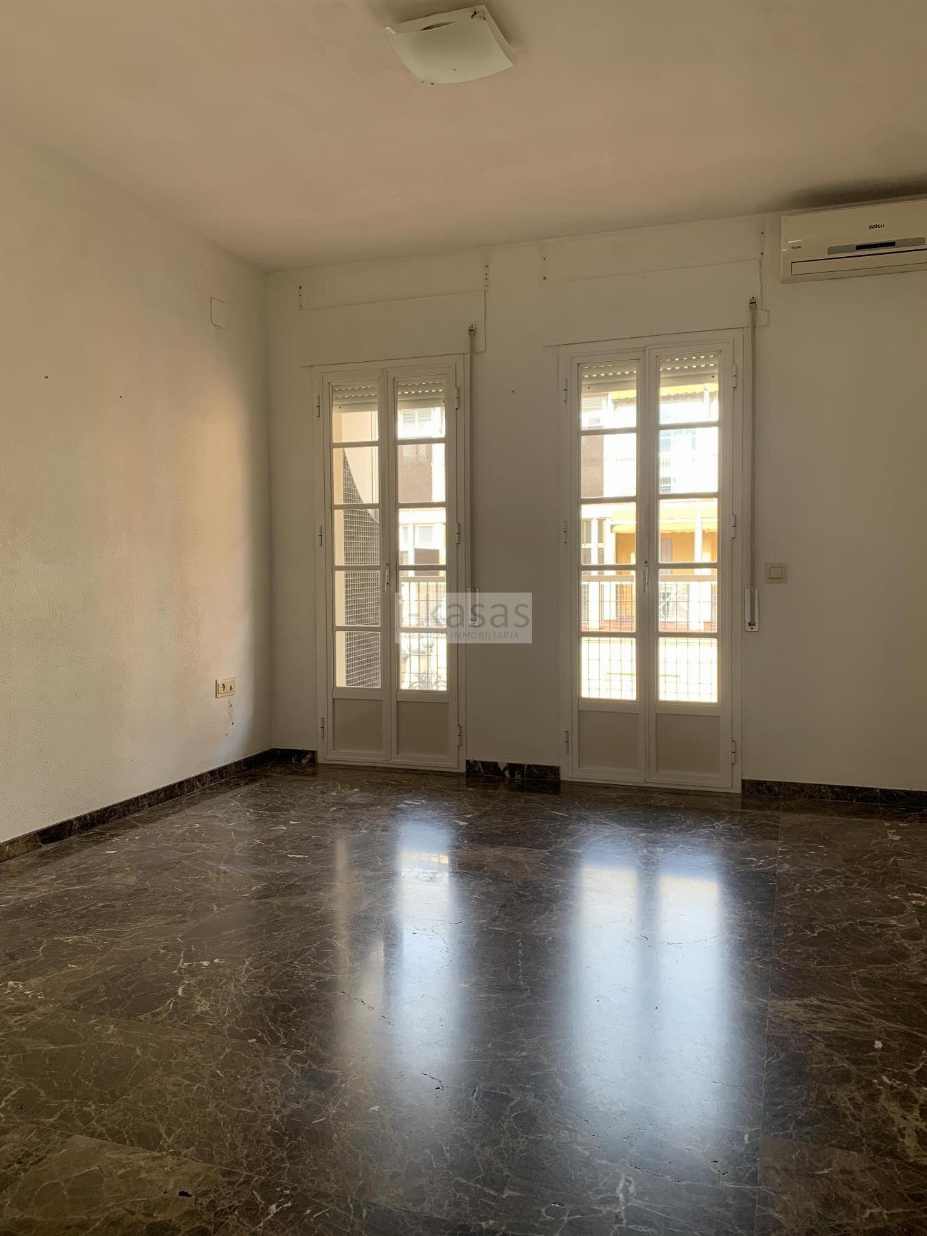 For sale of flat in Jerez de la Frontera