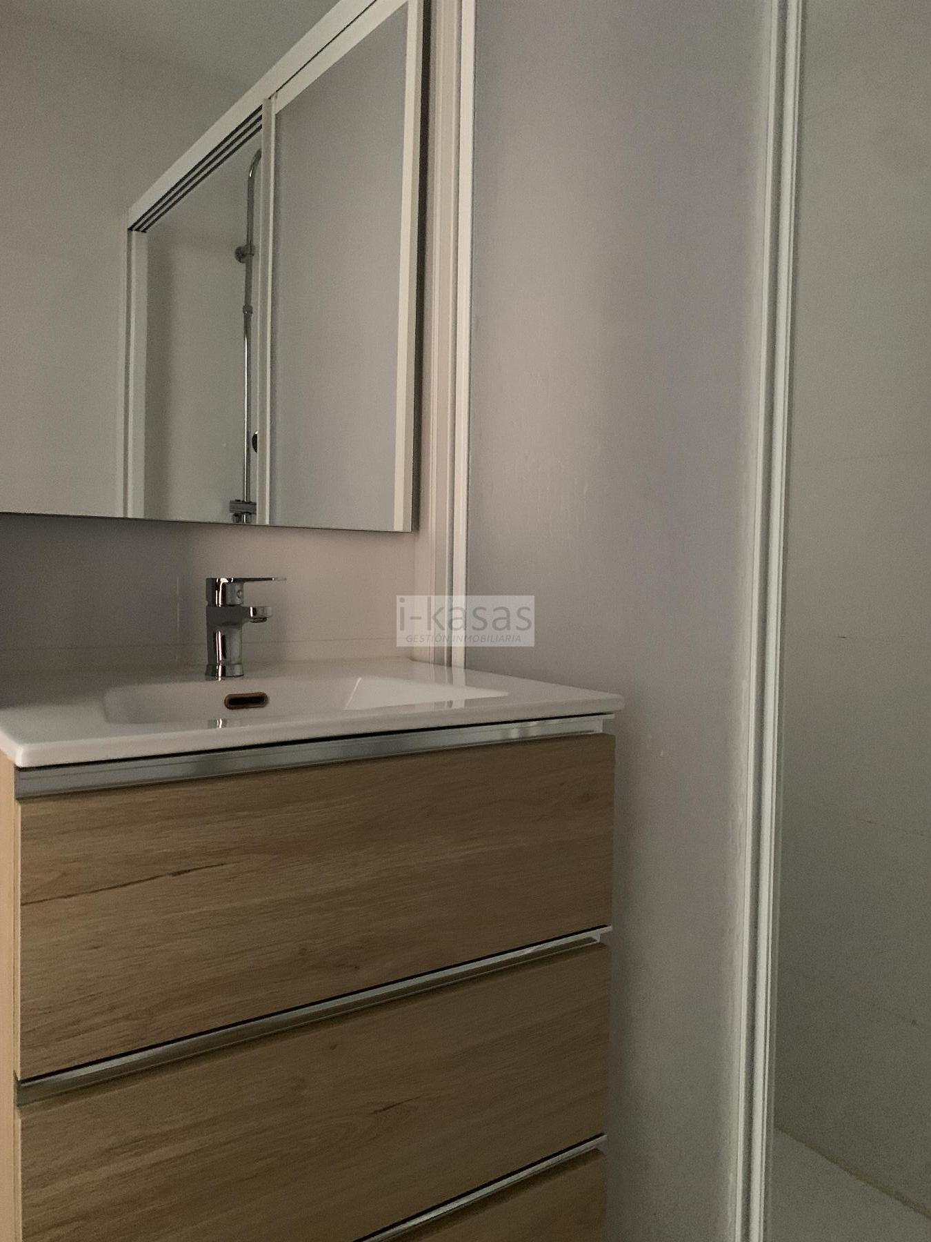 For sale of flat in Jerez de la Frontera