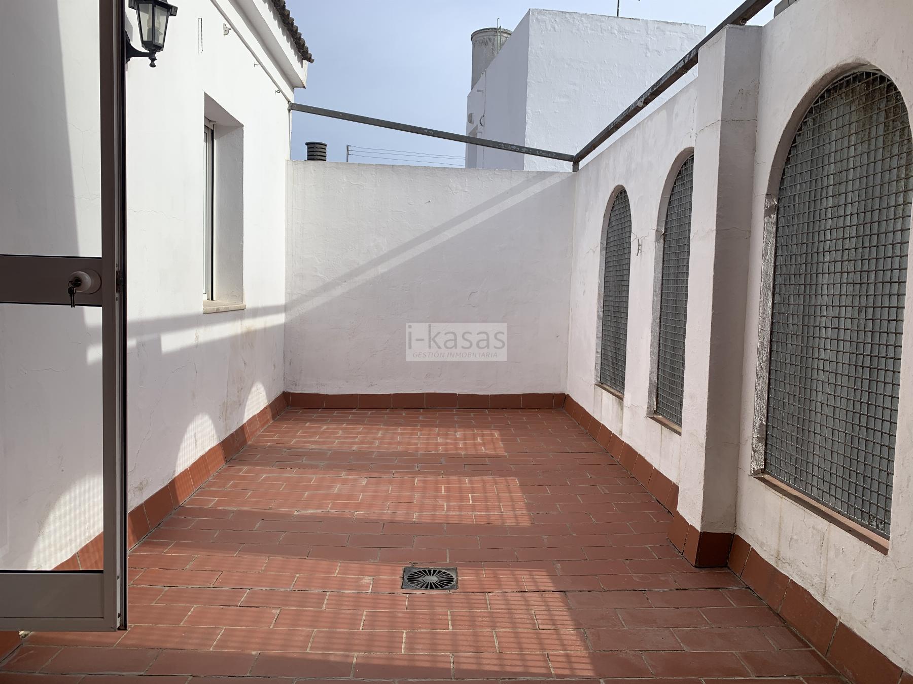 For sale of flat in Jerez de la Frontera