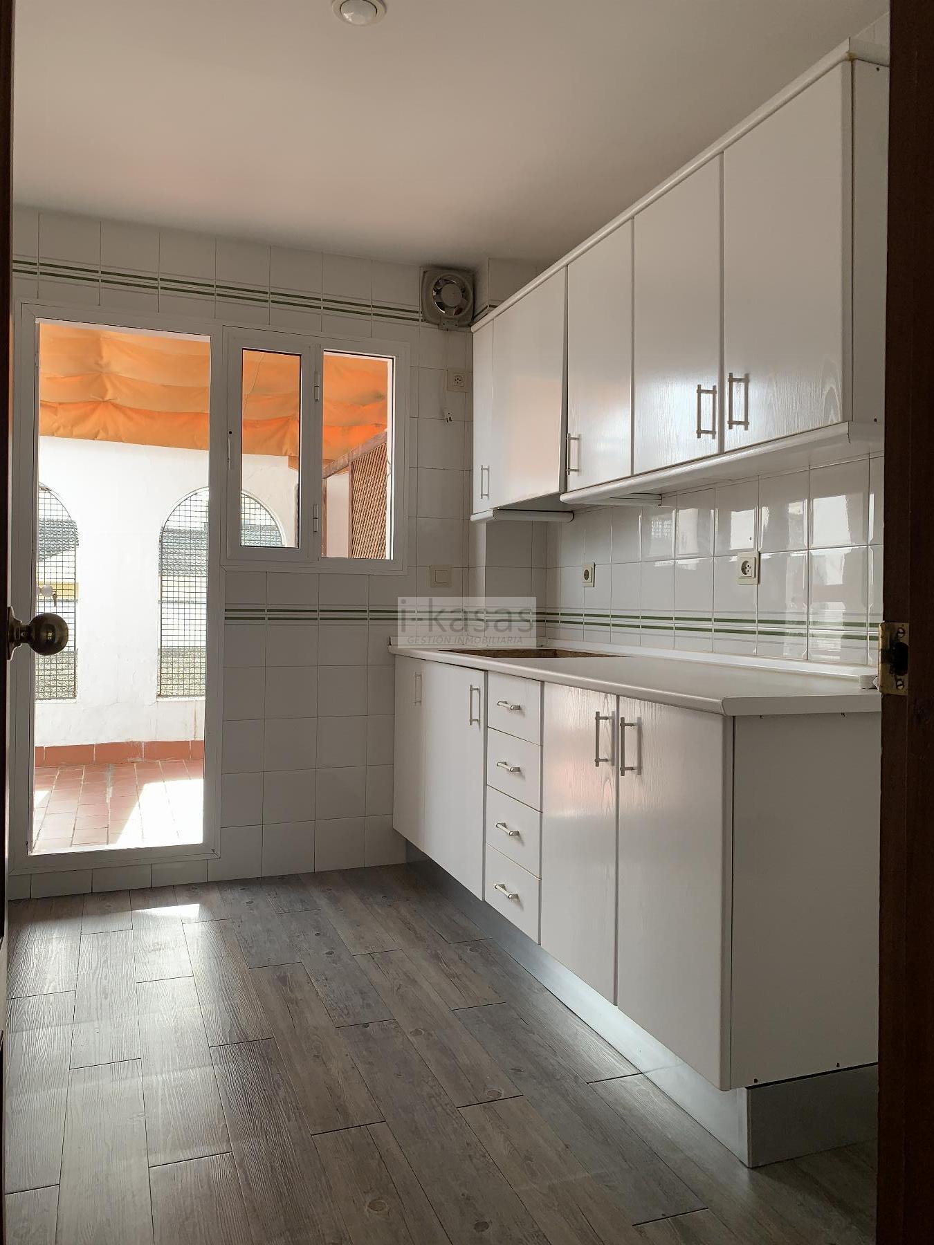 For sale of flat in Jerez de la Frontera