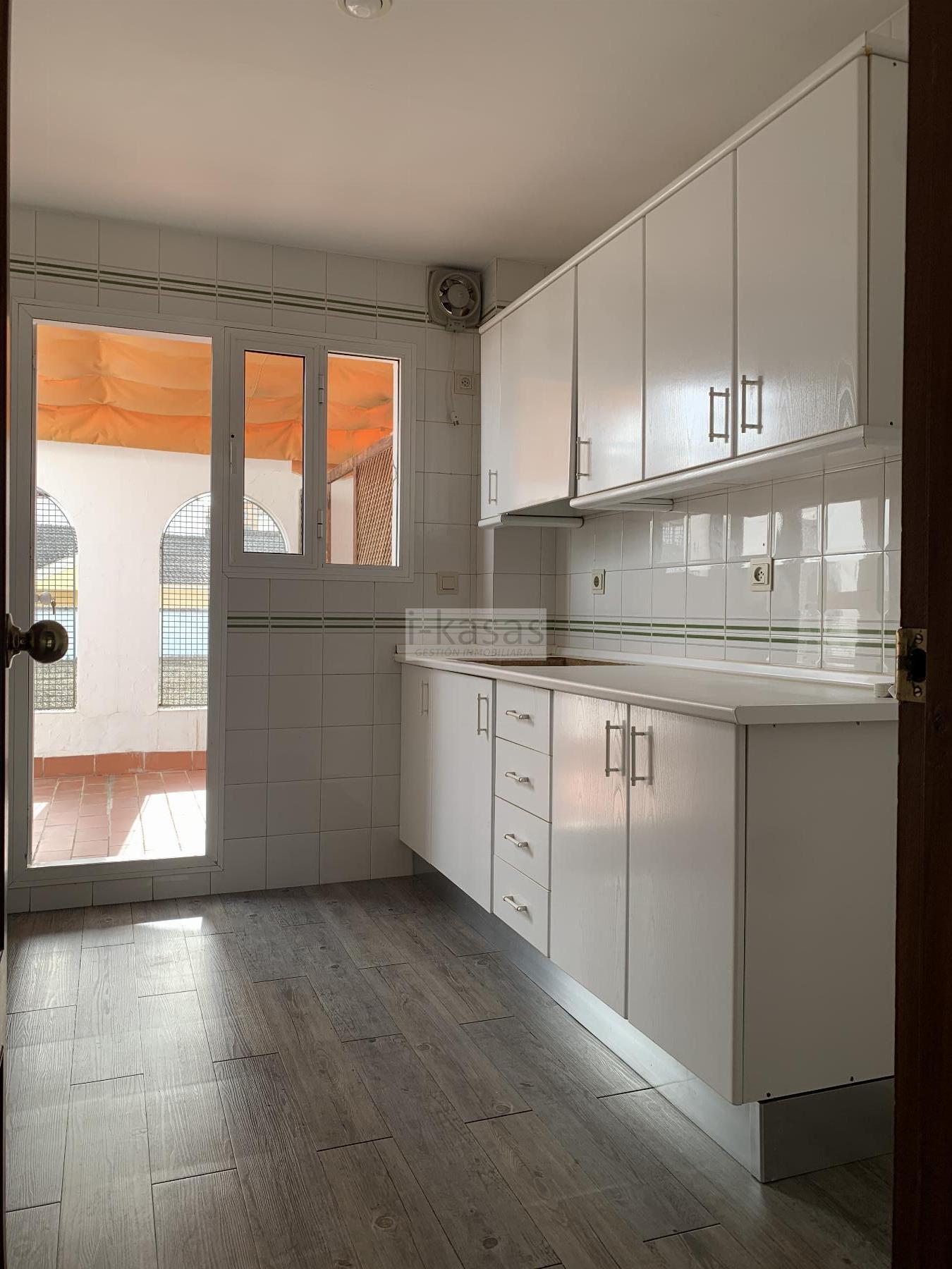 For sale of flat in Jerez de la Frontera