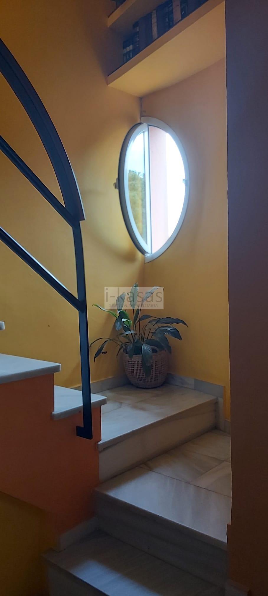 For sale of penthouse in Jerez de la Frontera