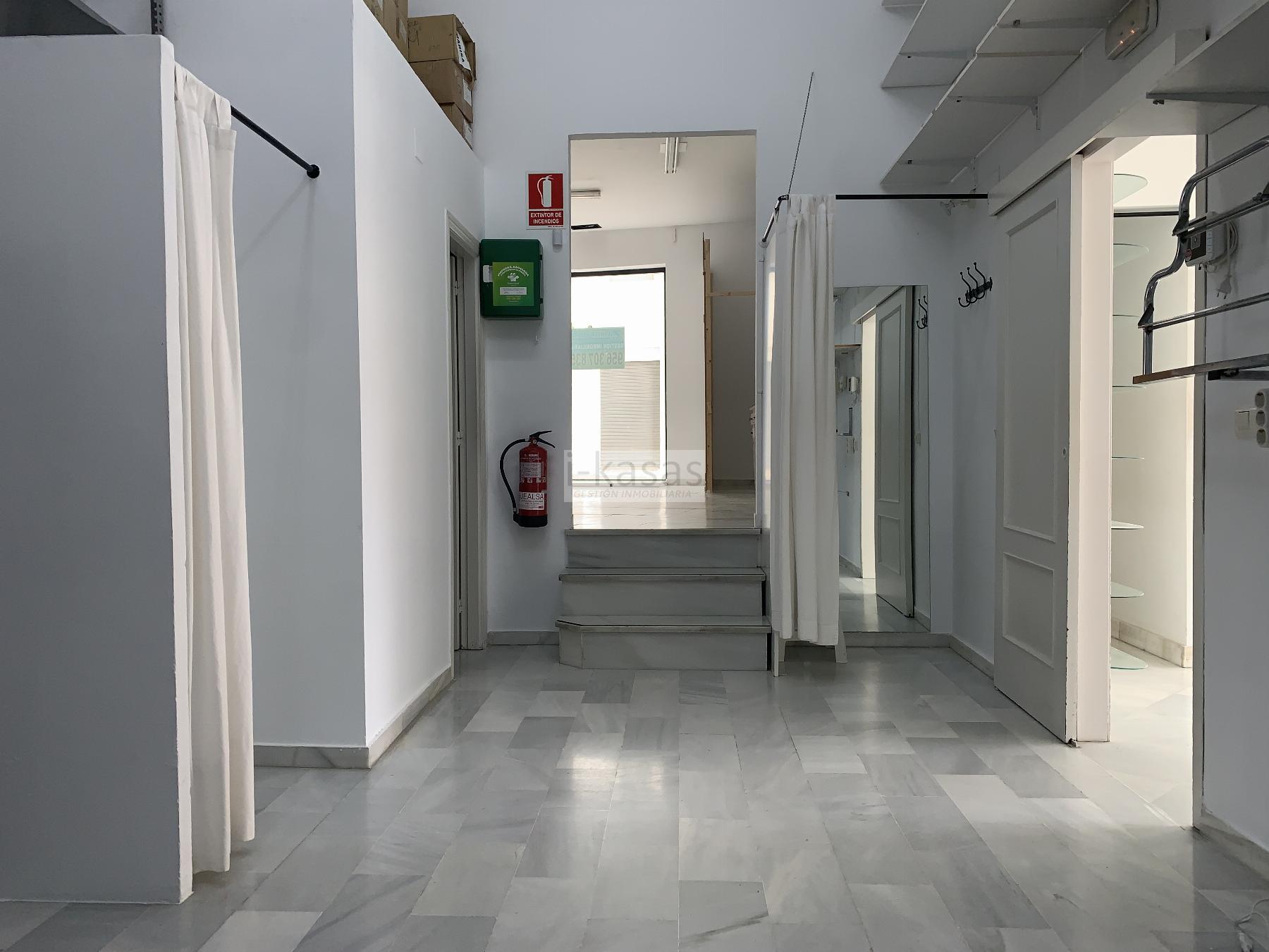 For rent of commercial in Jerez de la Frontera
