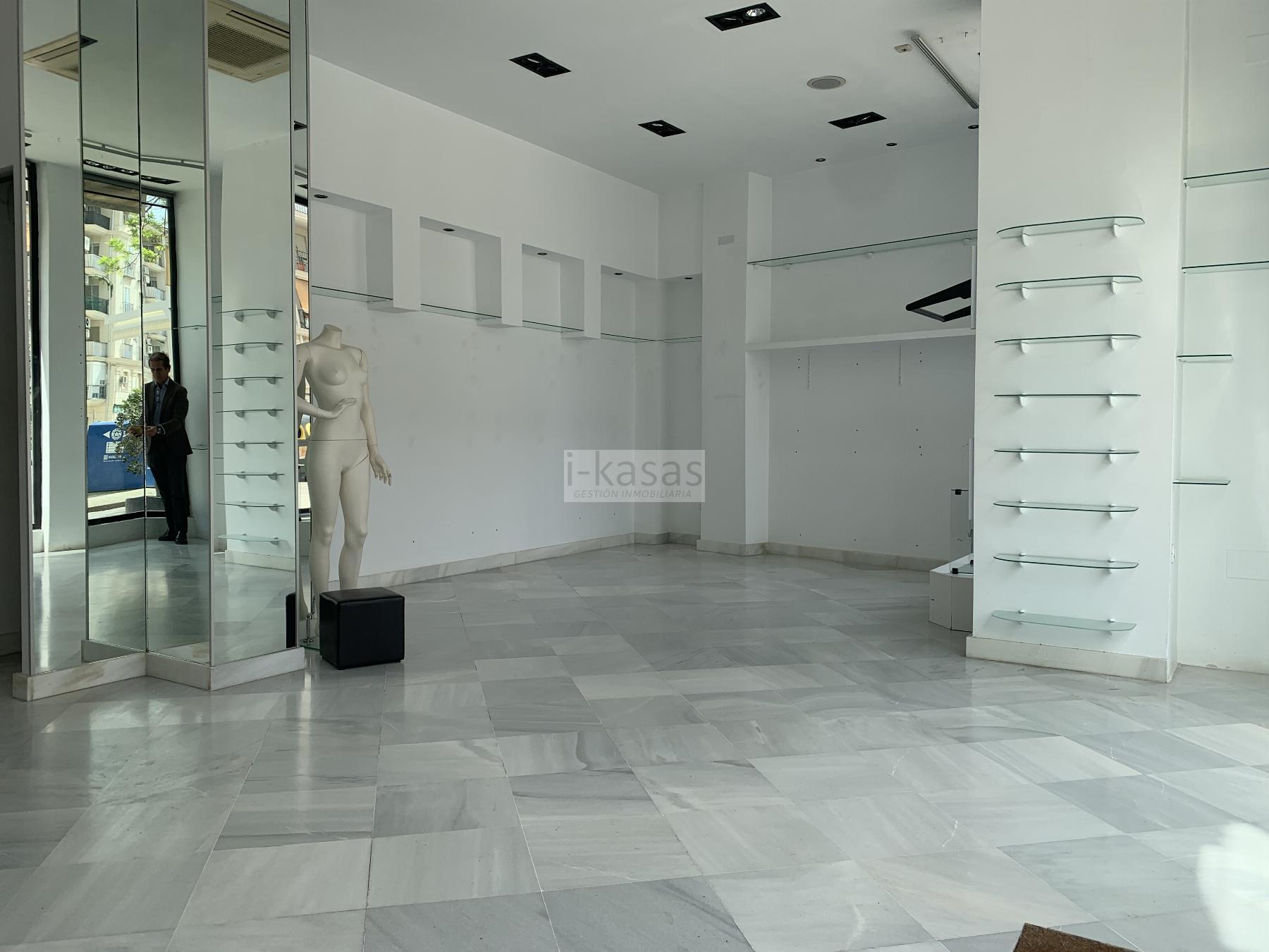 For rent of commercial in Jerez de la Frontera