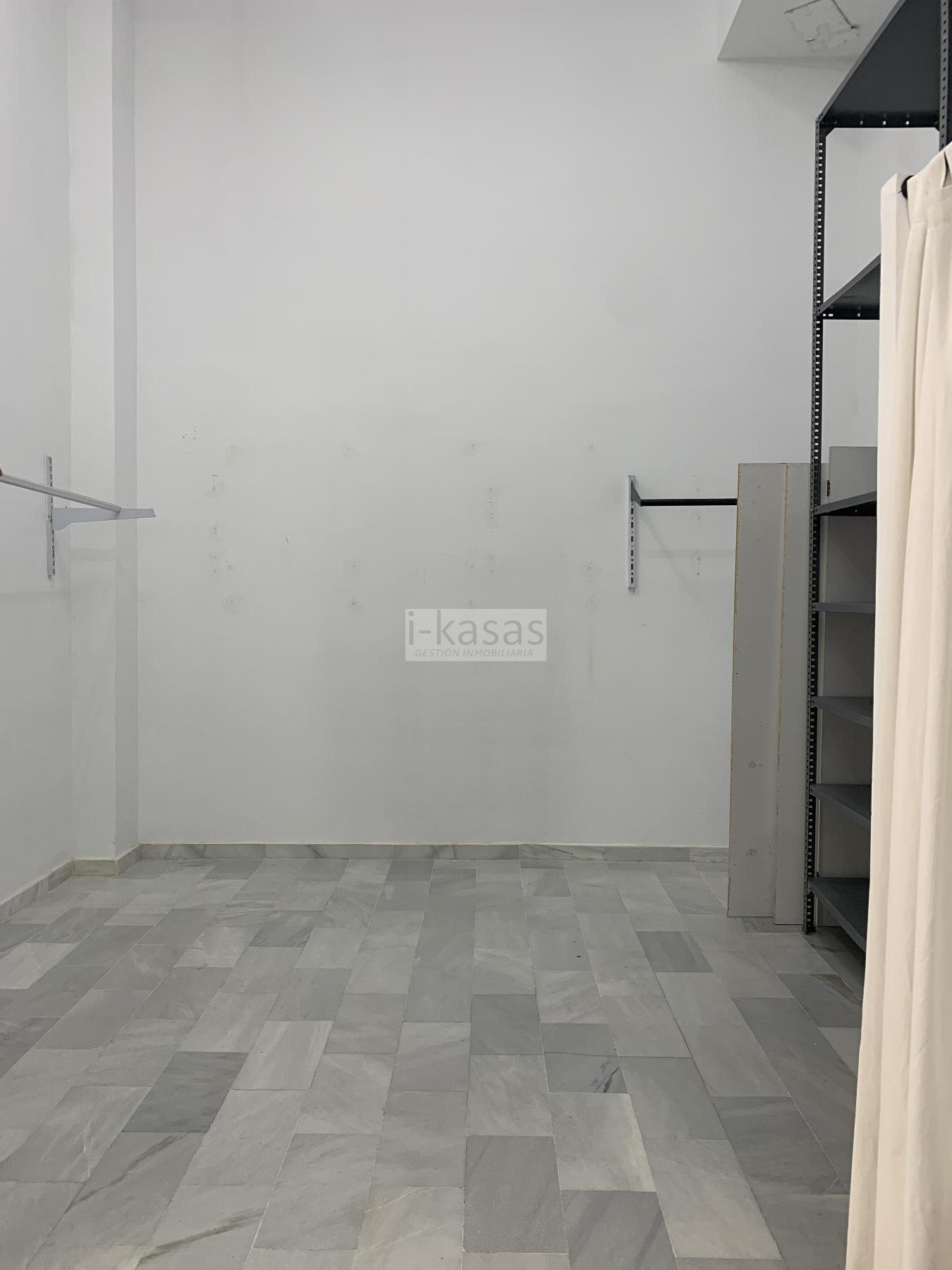 For rent of commercial in Jerez de la Frontera