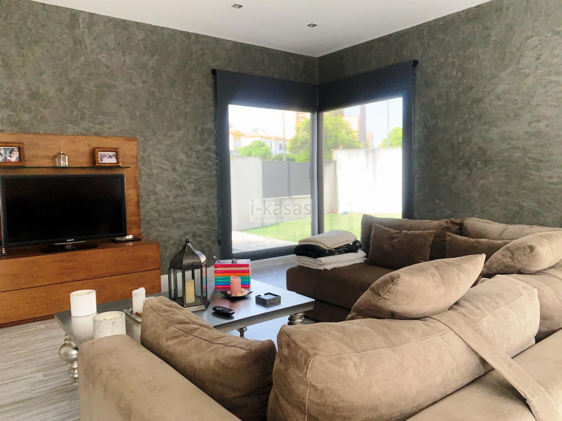 For sale of chalet in Jerez de la Frontera