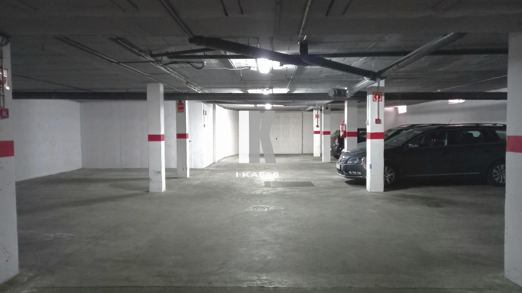 For sale of garage in Jerez de la Frontera