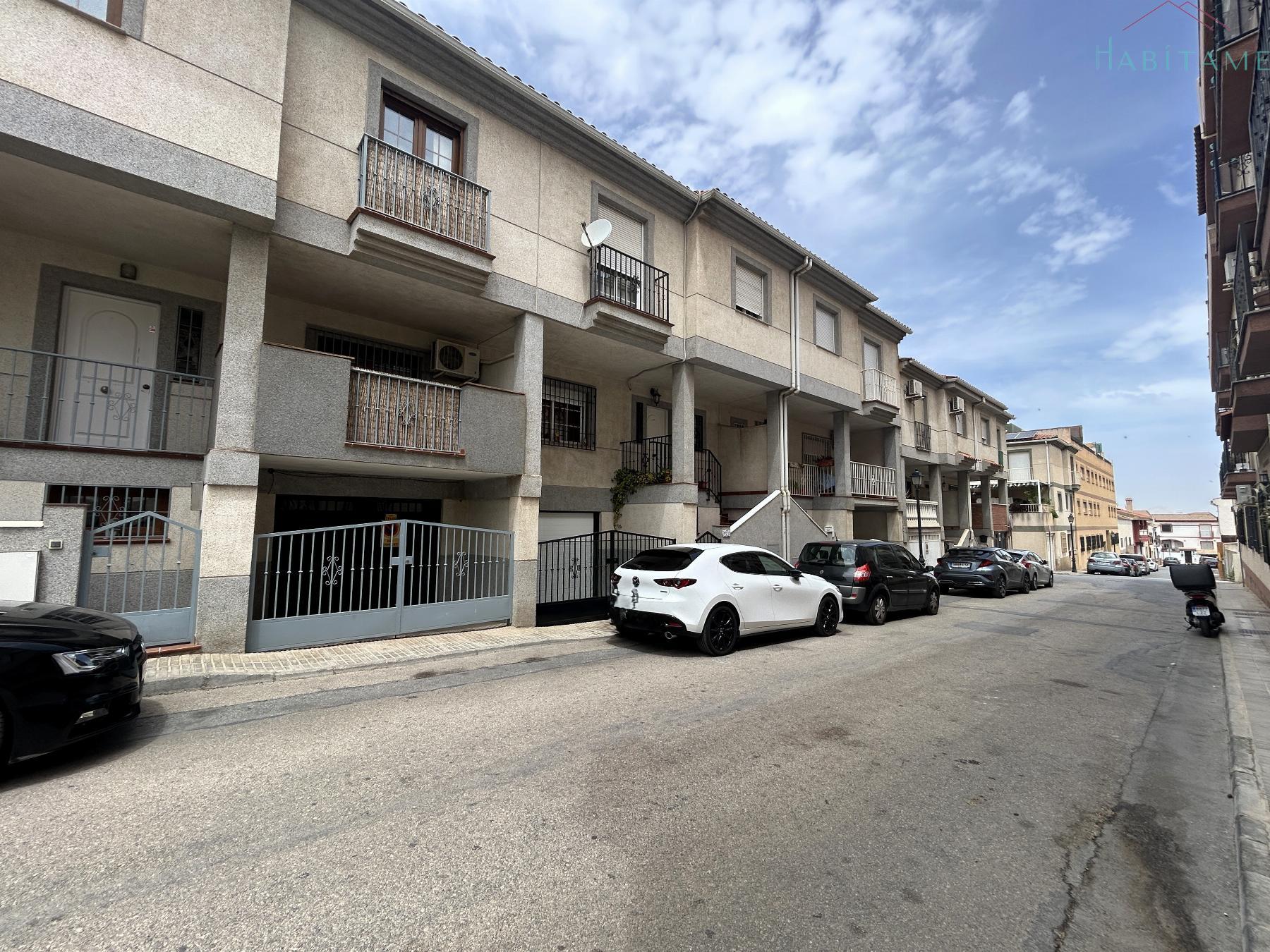 For sale of house in Las Gabias