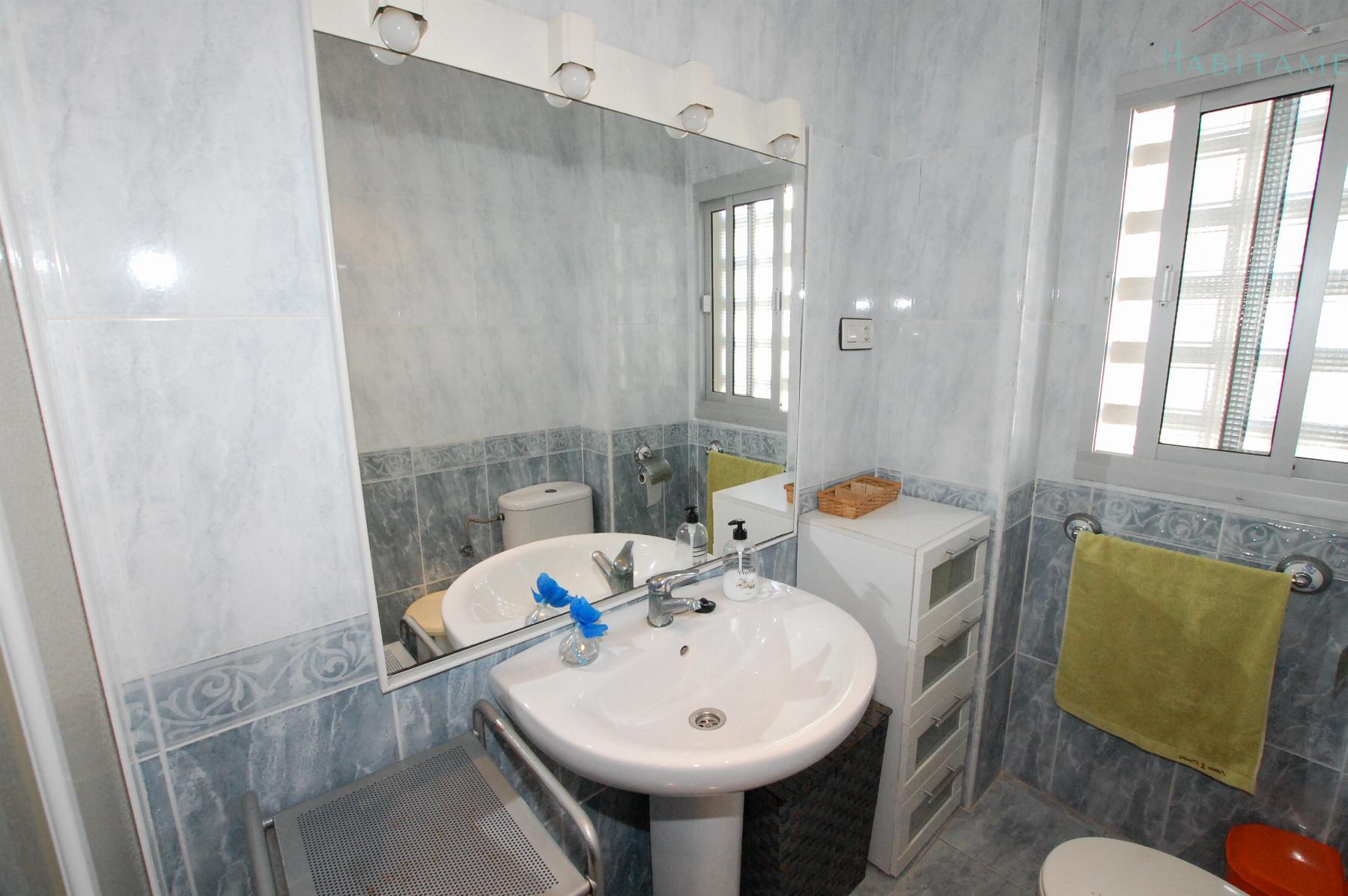 Venta de piso en Salobreña