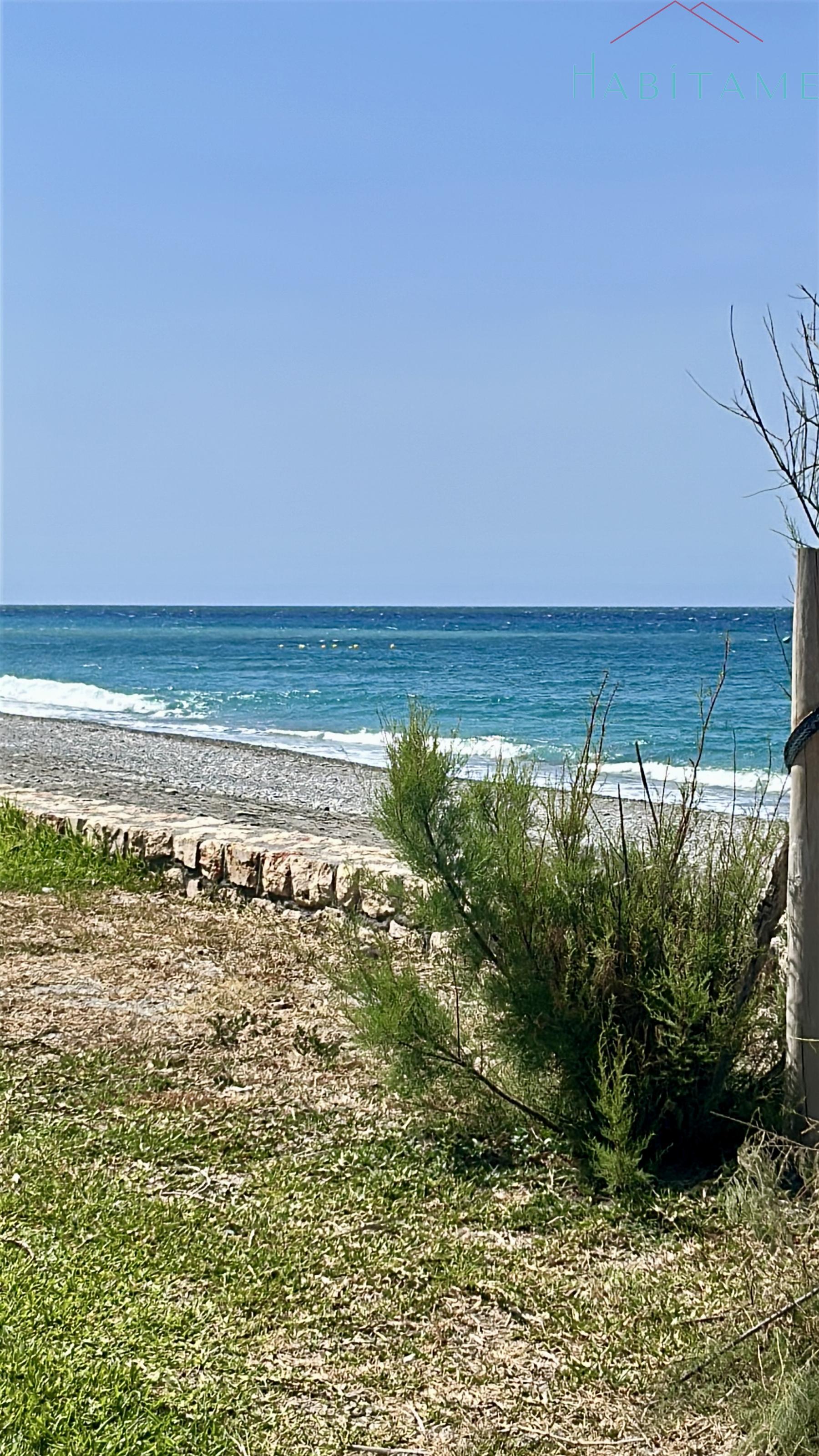 For sale of flat in Salobreña