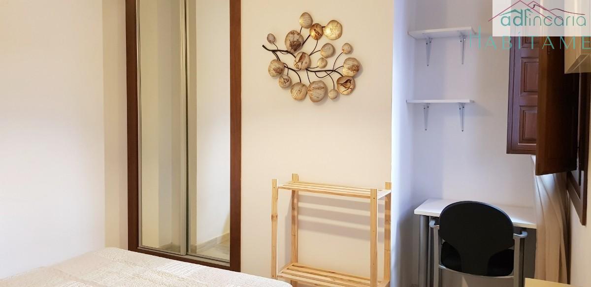 For rent of flat in Granada