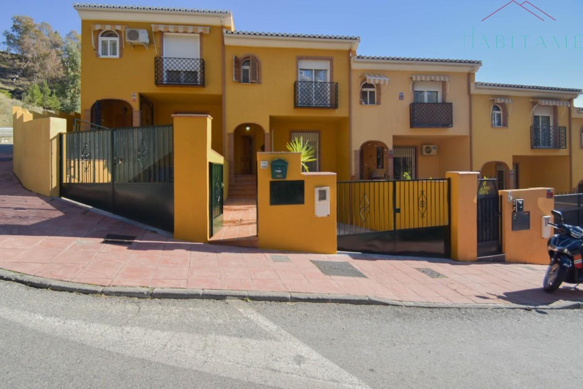 For sale of house in Cenes de la Vega