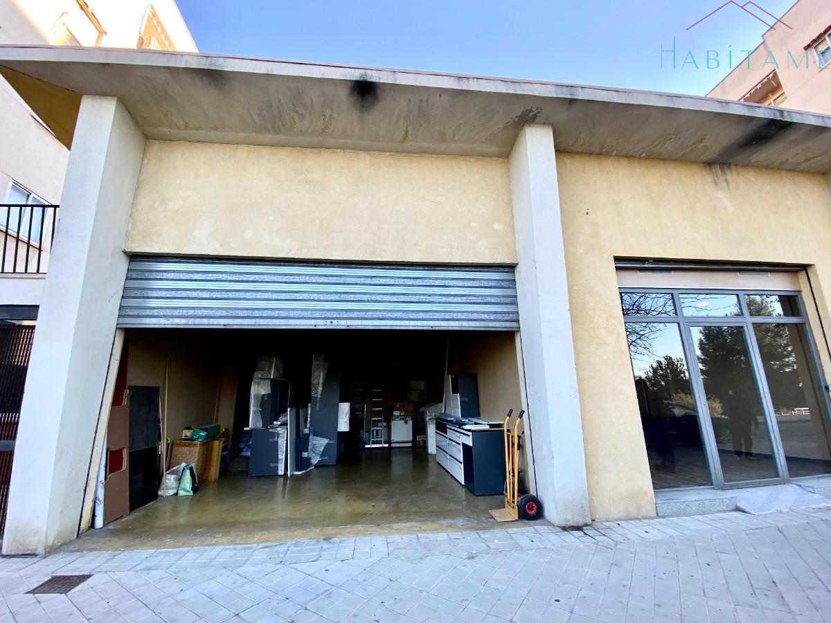 Venta de local comercial en Granada