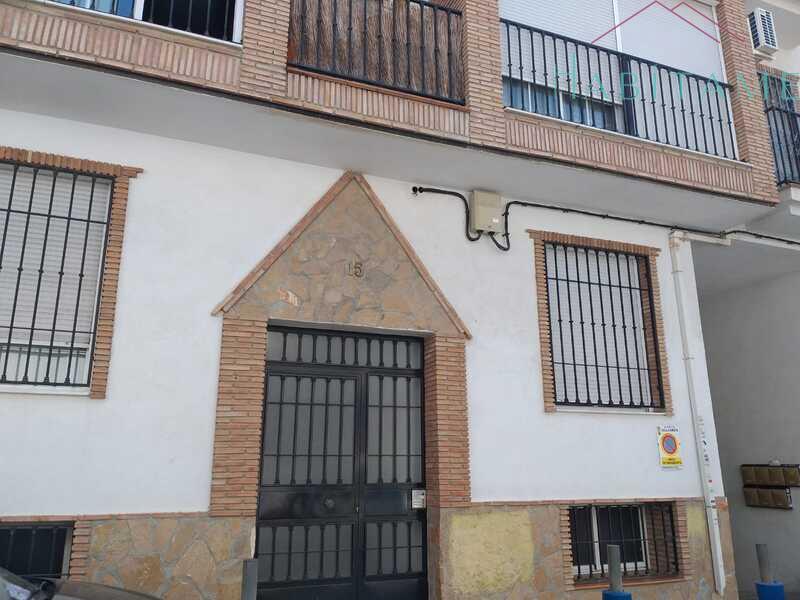 For sale of garage in Ogíjares