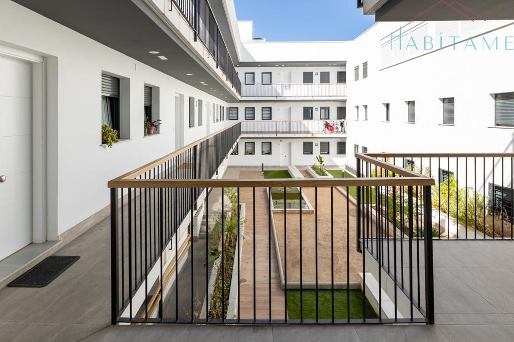 For sale of flat in Churriana de la Vega