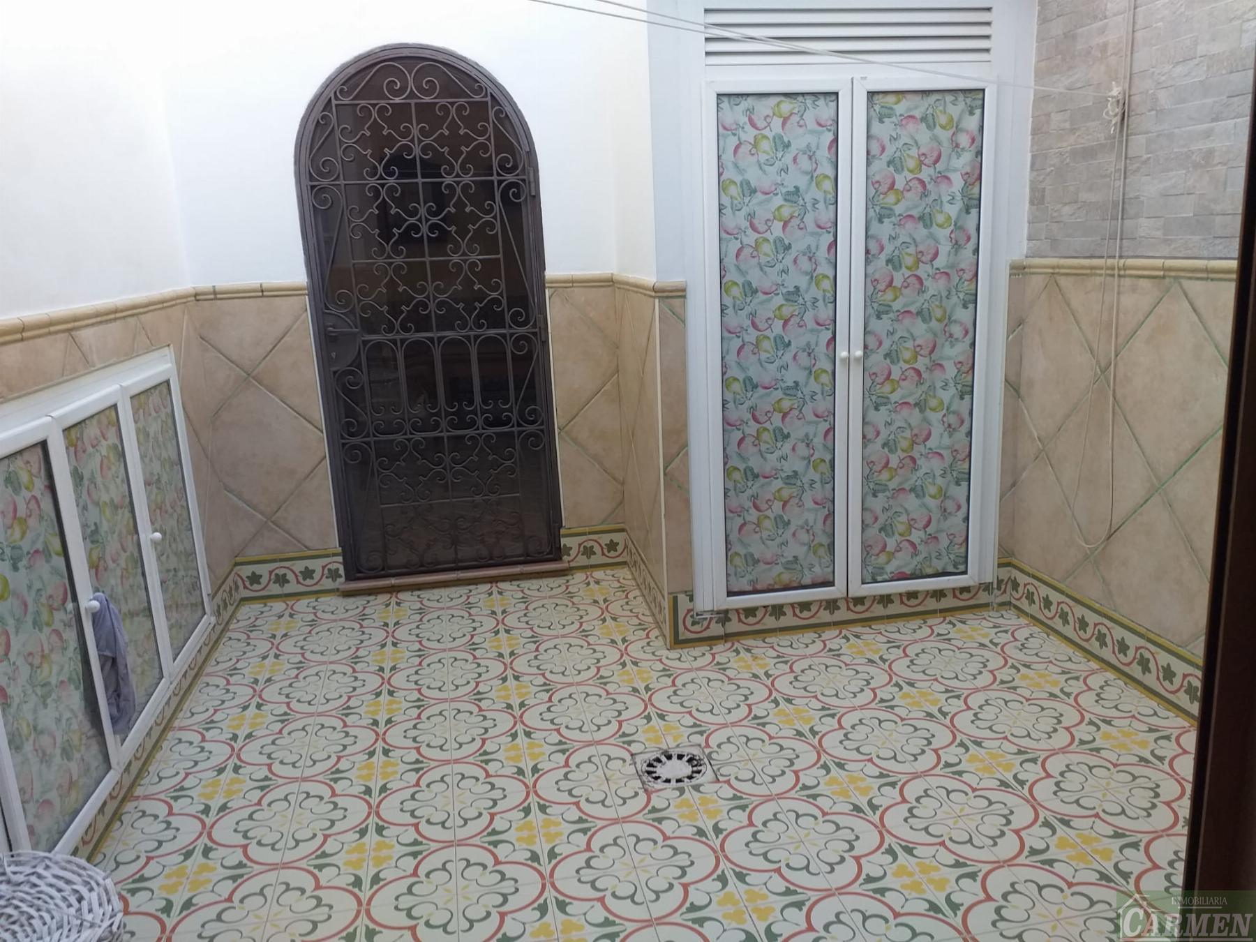 For sale of house in Jerez de la Frontera