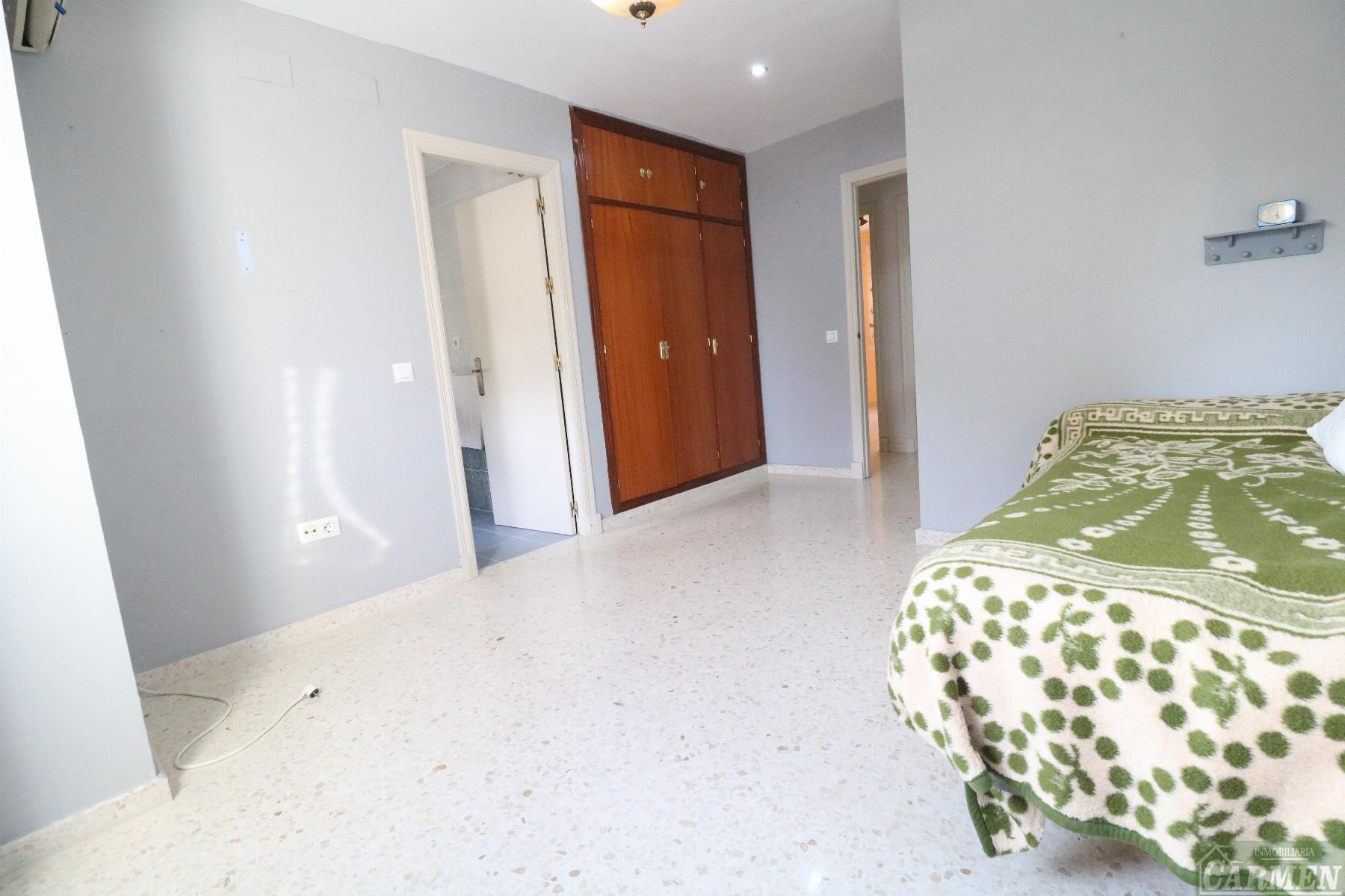 For sale of house in Jerez de la Frontera