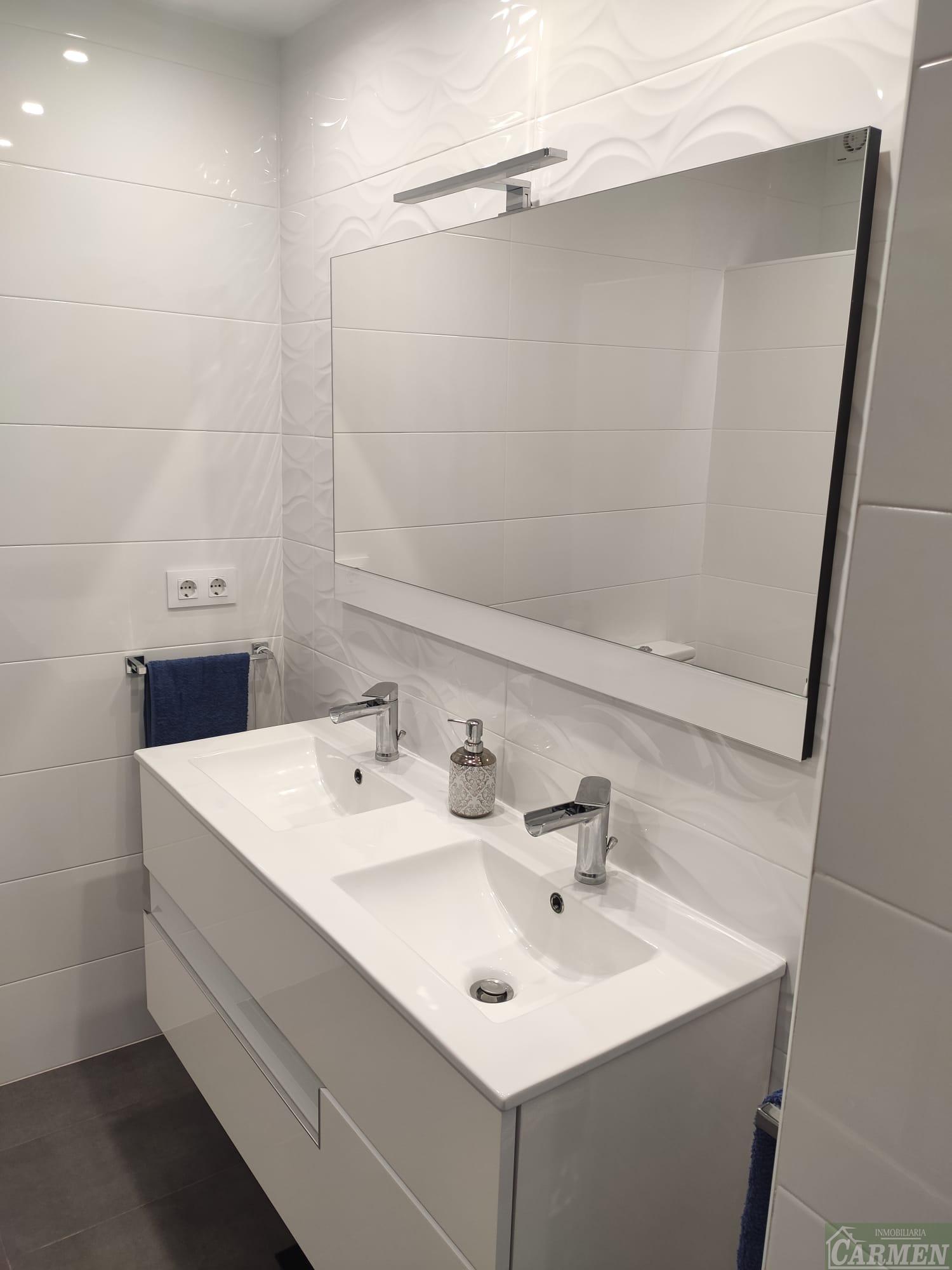 For sale of flat in Jerez de la Frontera