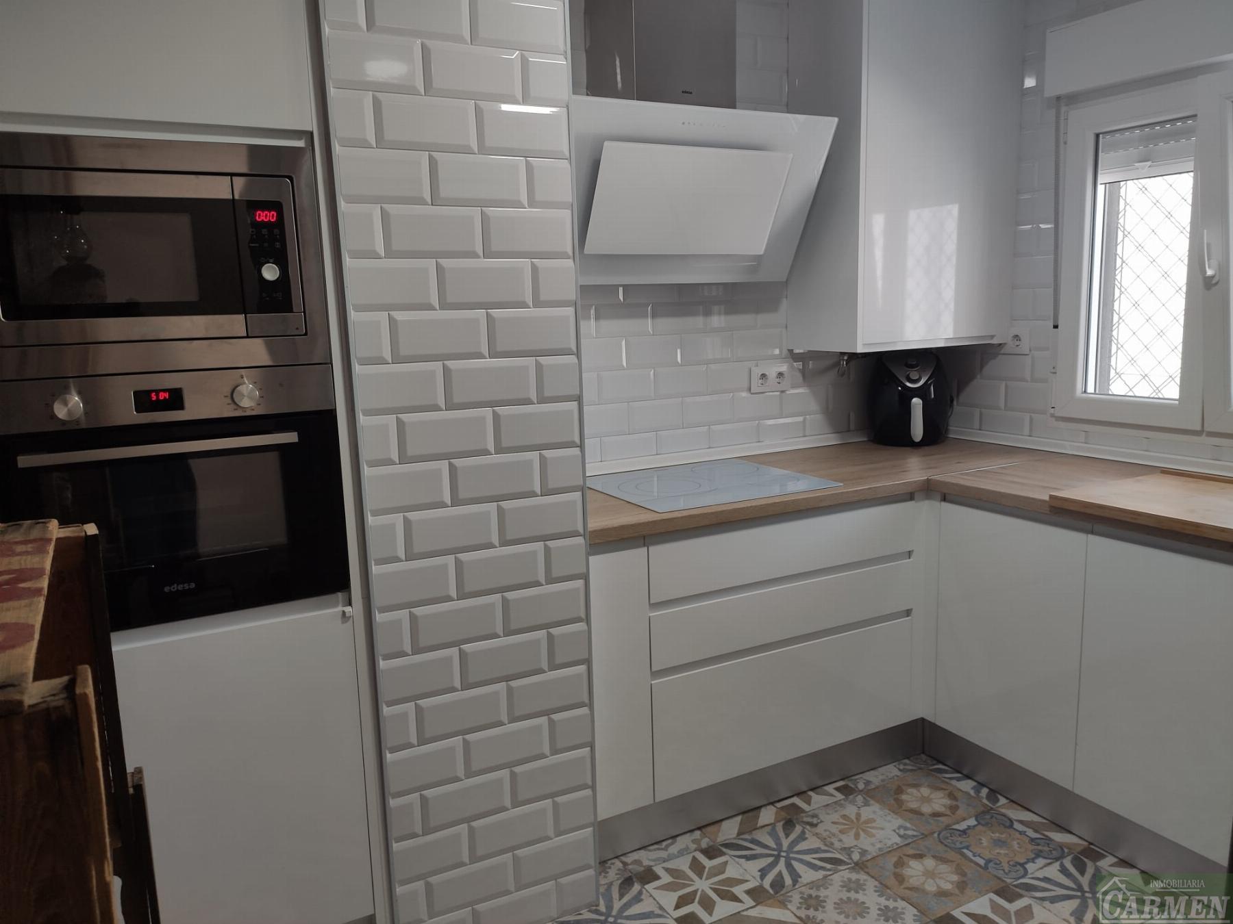 For sale of flat in Jerez de la Frontera