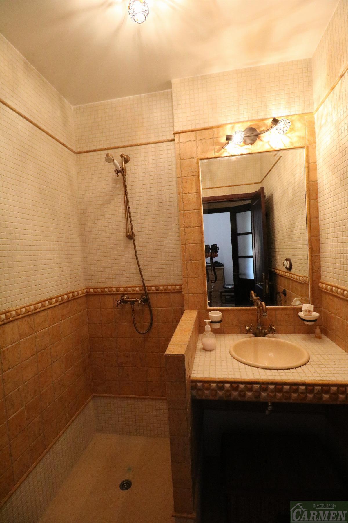 For sale of house in Jerez de la Frontera