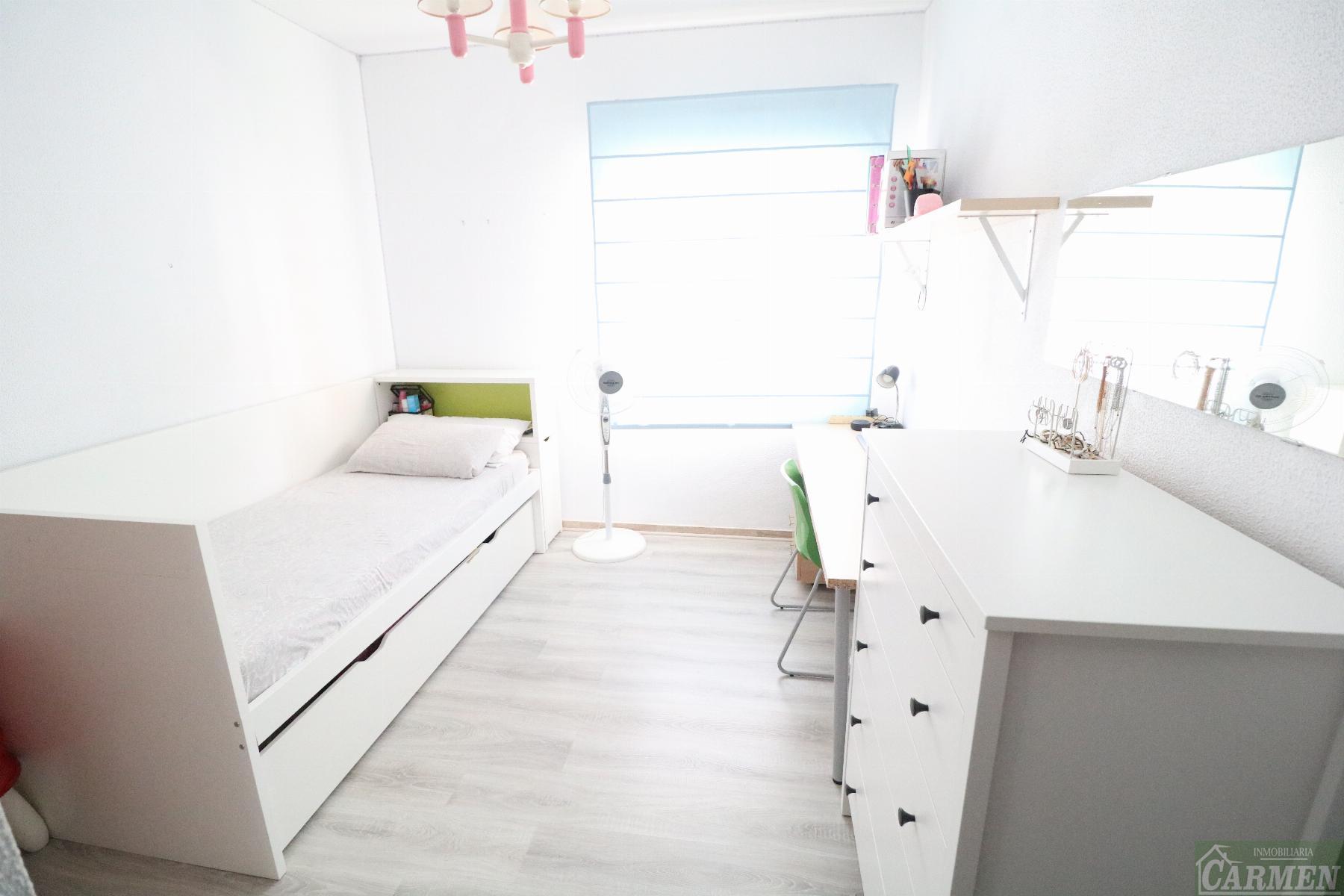 For sale of flat in Jerez de la Frontera