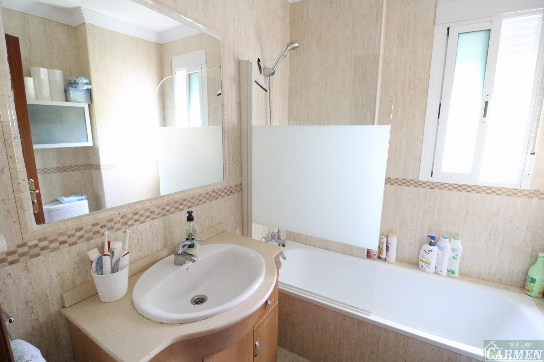 For sale of flat in Jerez de la Frontera