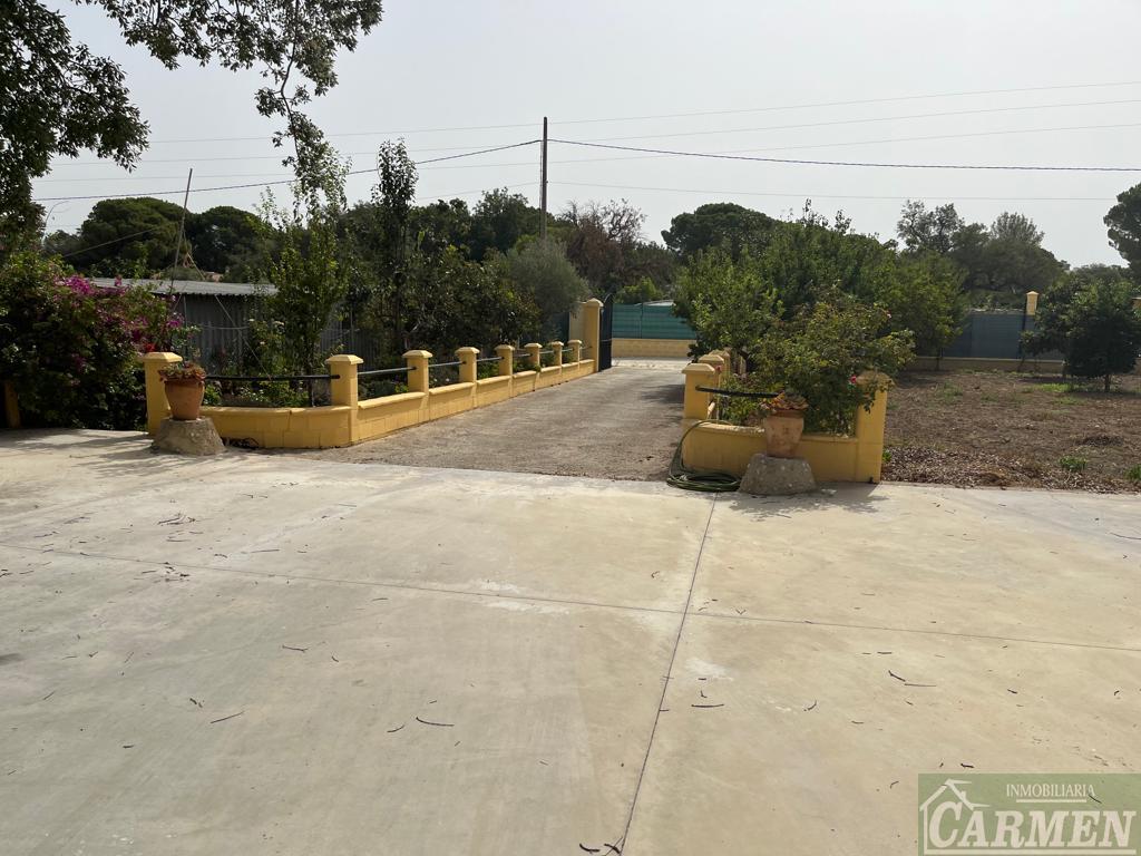 For sale of house in San José del Valle