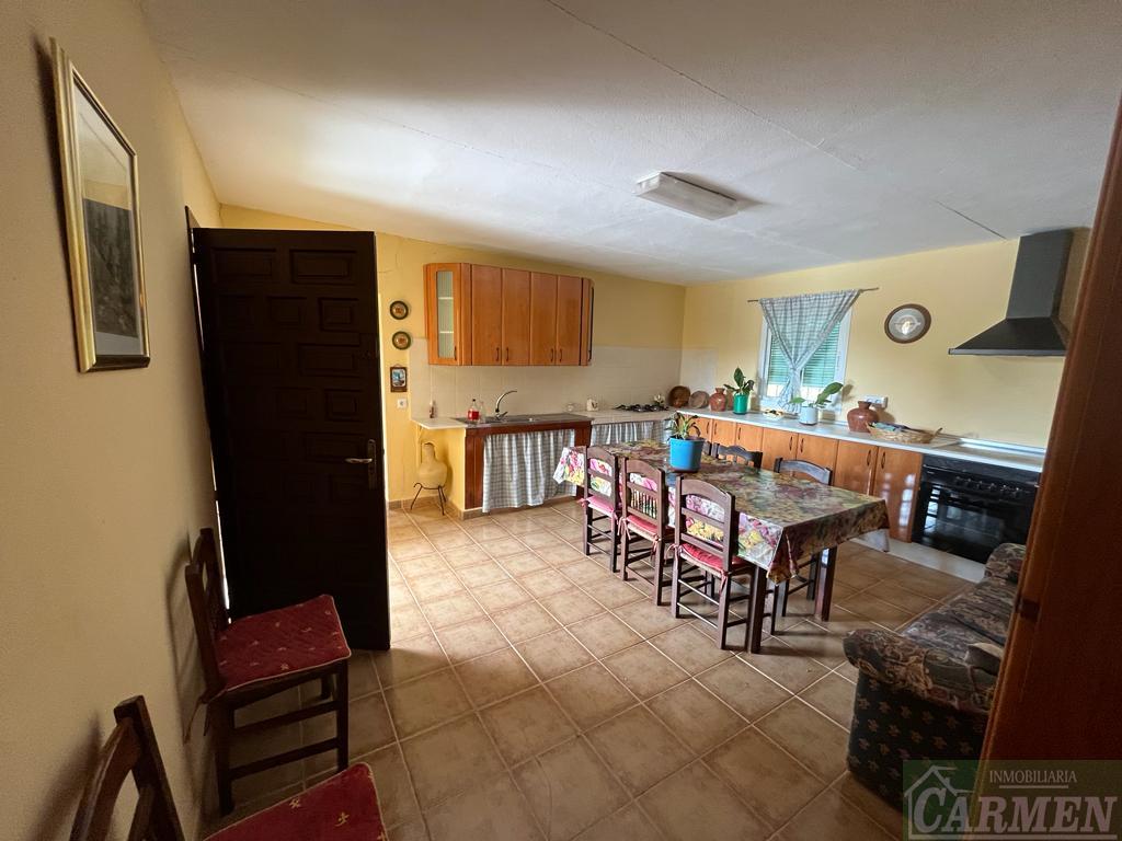 For sale of house in San José del Valle