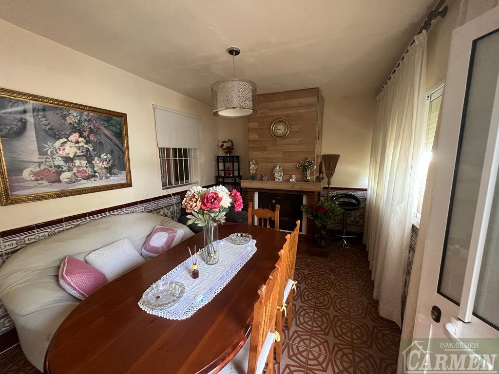 For sale of house in San José del Valle